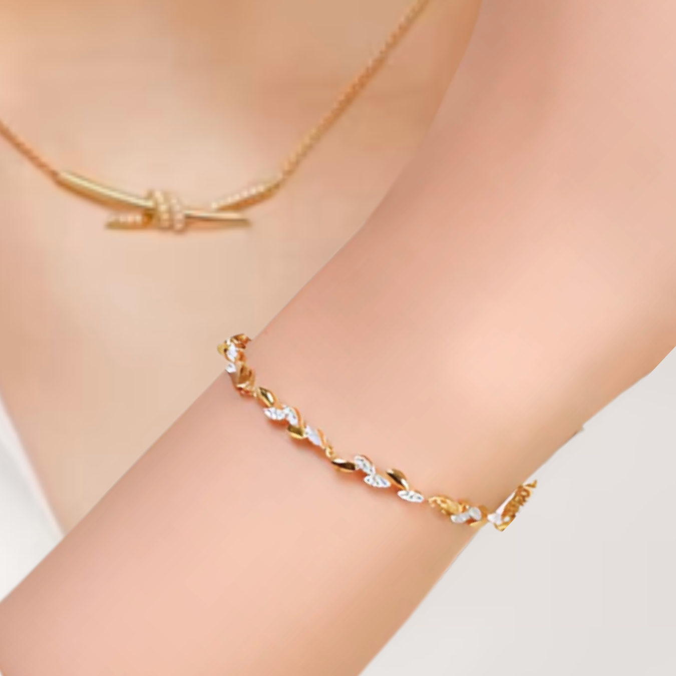 14k Leaf Tennis Bracelet in Yellow Gold & Rose Gold - Bridal Lab Grown Diamond Bracelet