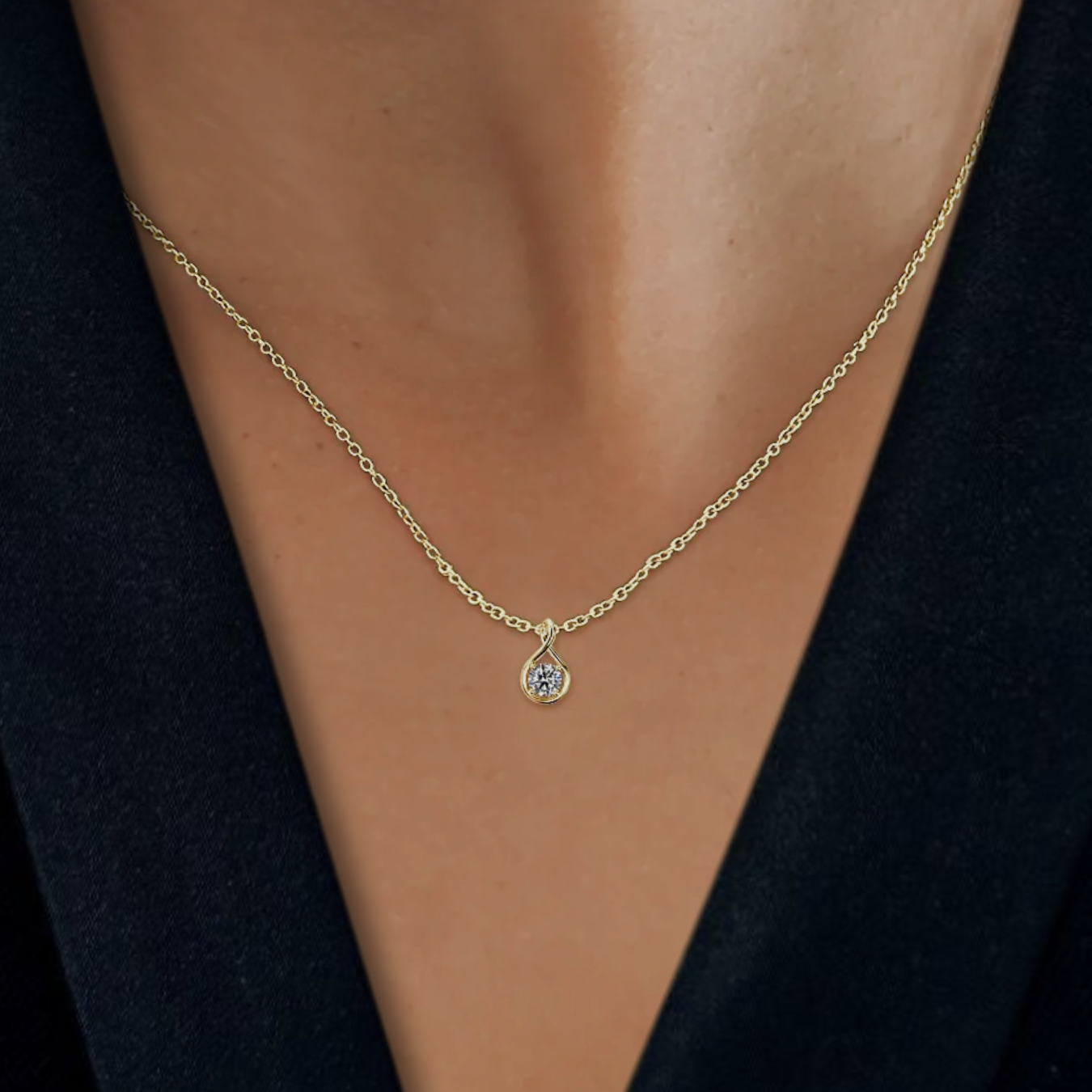 1.00 CT Gold Round Brilliant IGI certified 14K lab grown diamond pendant
