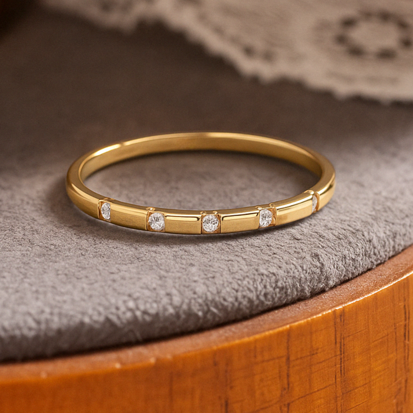 Diamond Wedding Band / 14kt Yellow Gold Band
