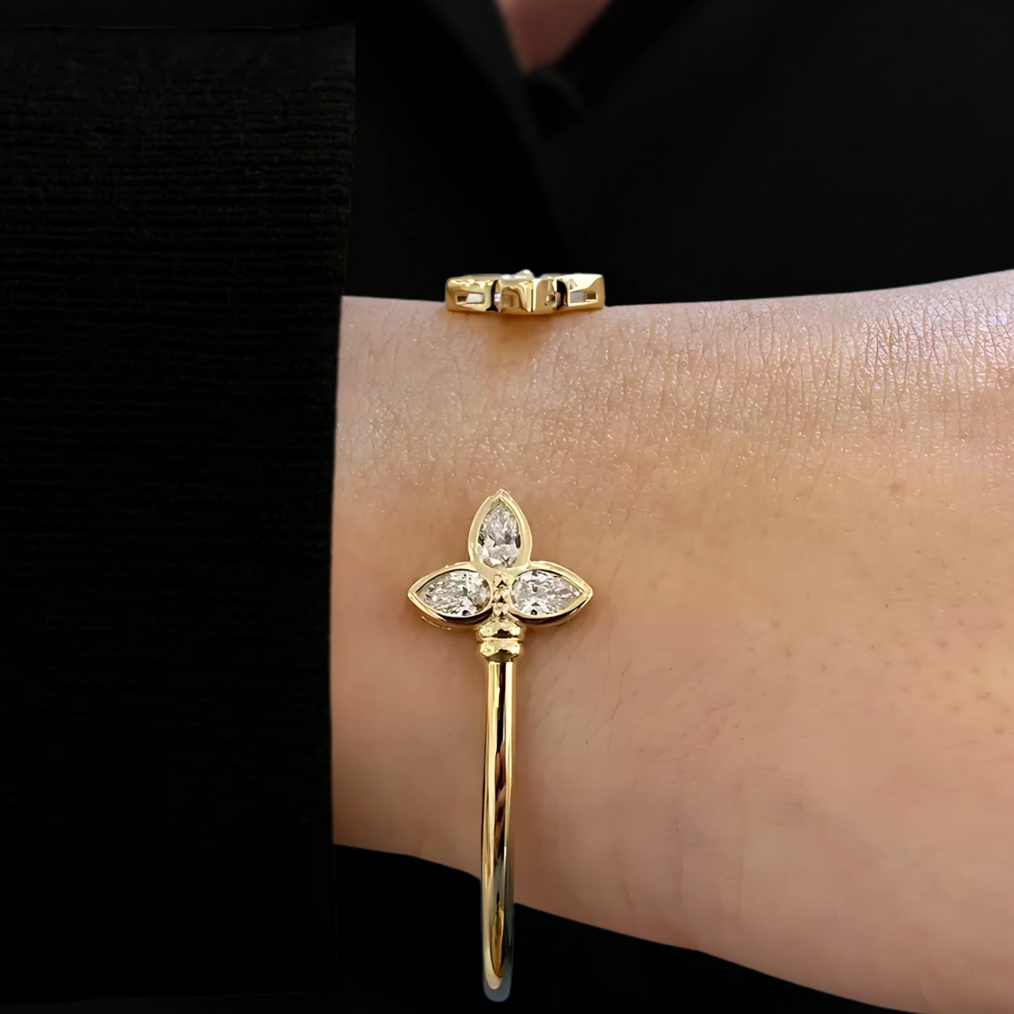 14K Yellow Gold Cuff Style Bangle Bracelet