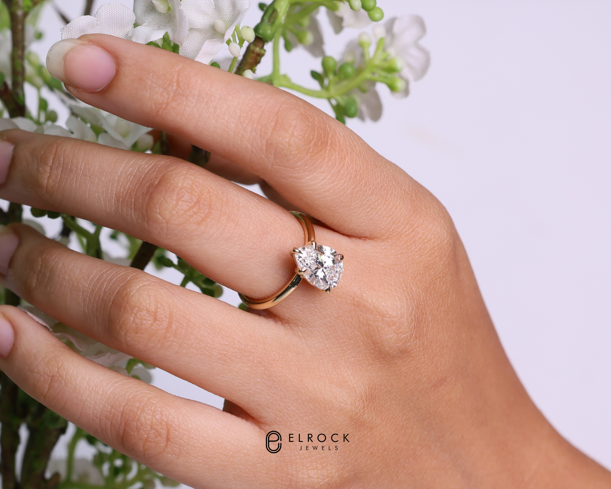 14K Gold 2 Carat Pear Cut Lab Grown Diamond Engagement Ring