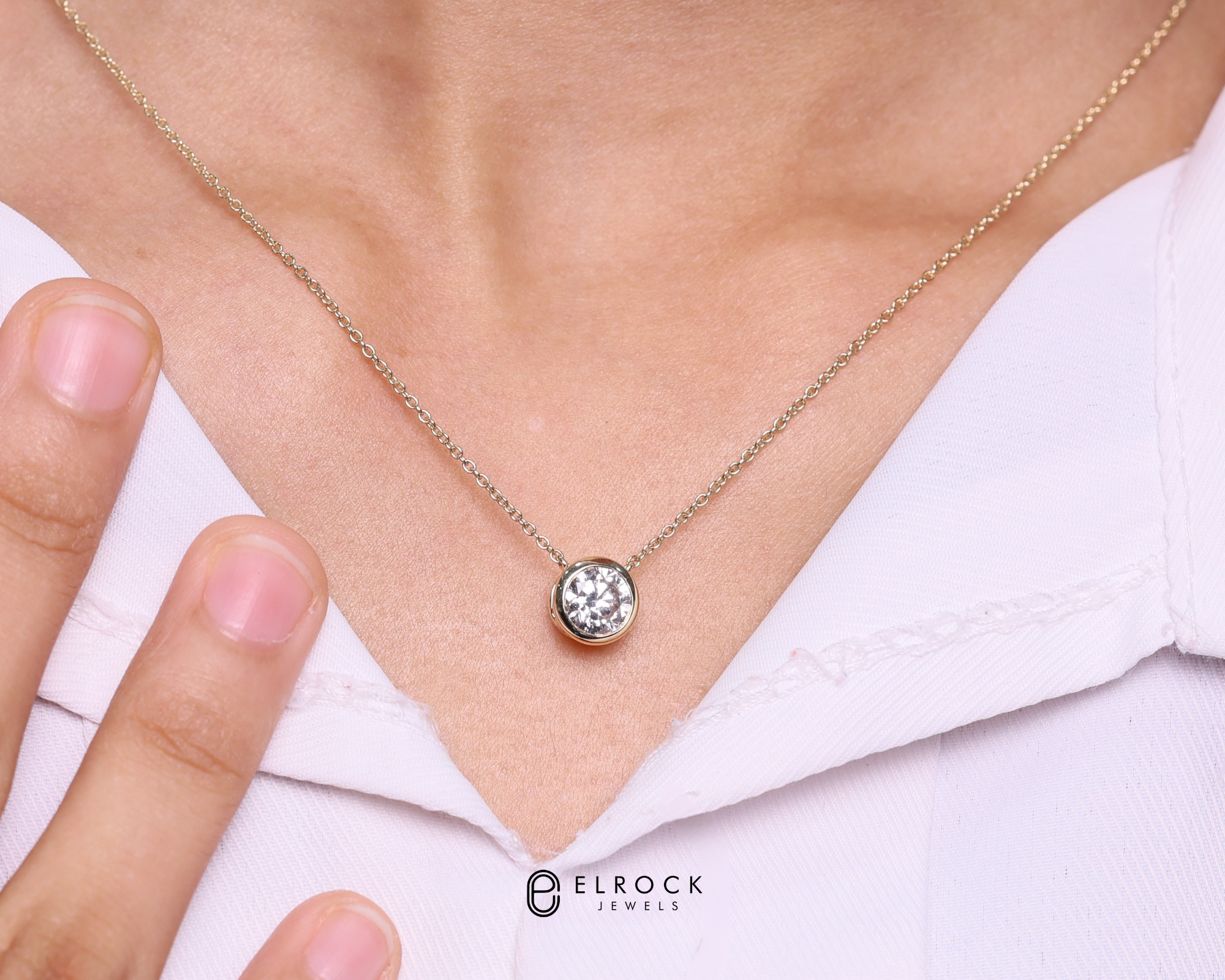 14K Round Diamond Pendant Diamond Solitaire Pendant in Gold