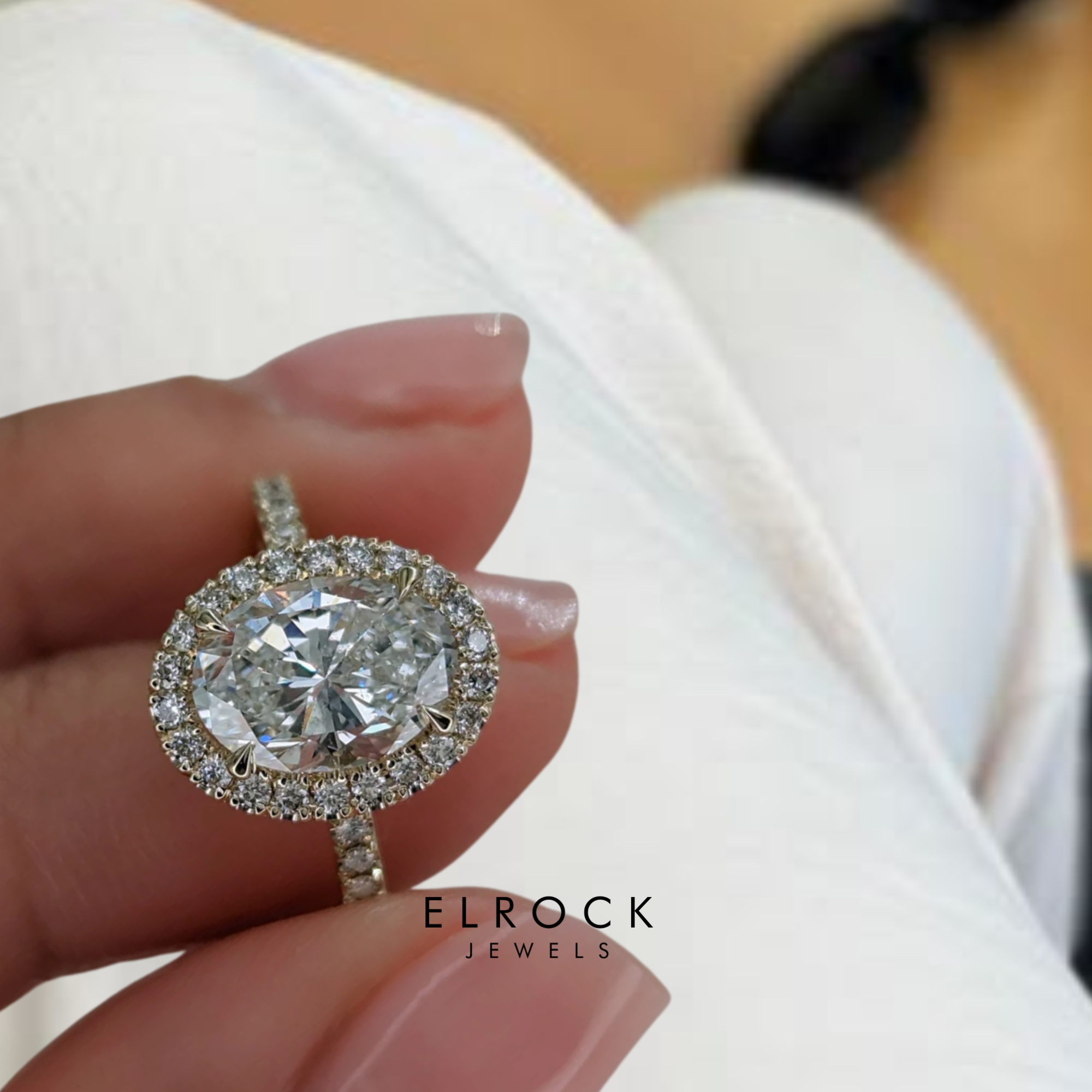 14K Oval Cut Engagement Ring | Lab Grown Diamond Oval Engagement Ring
