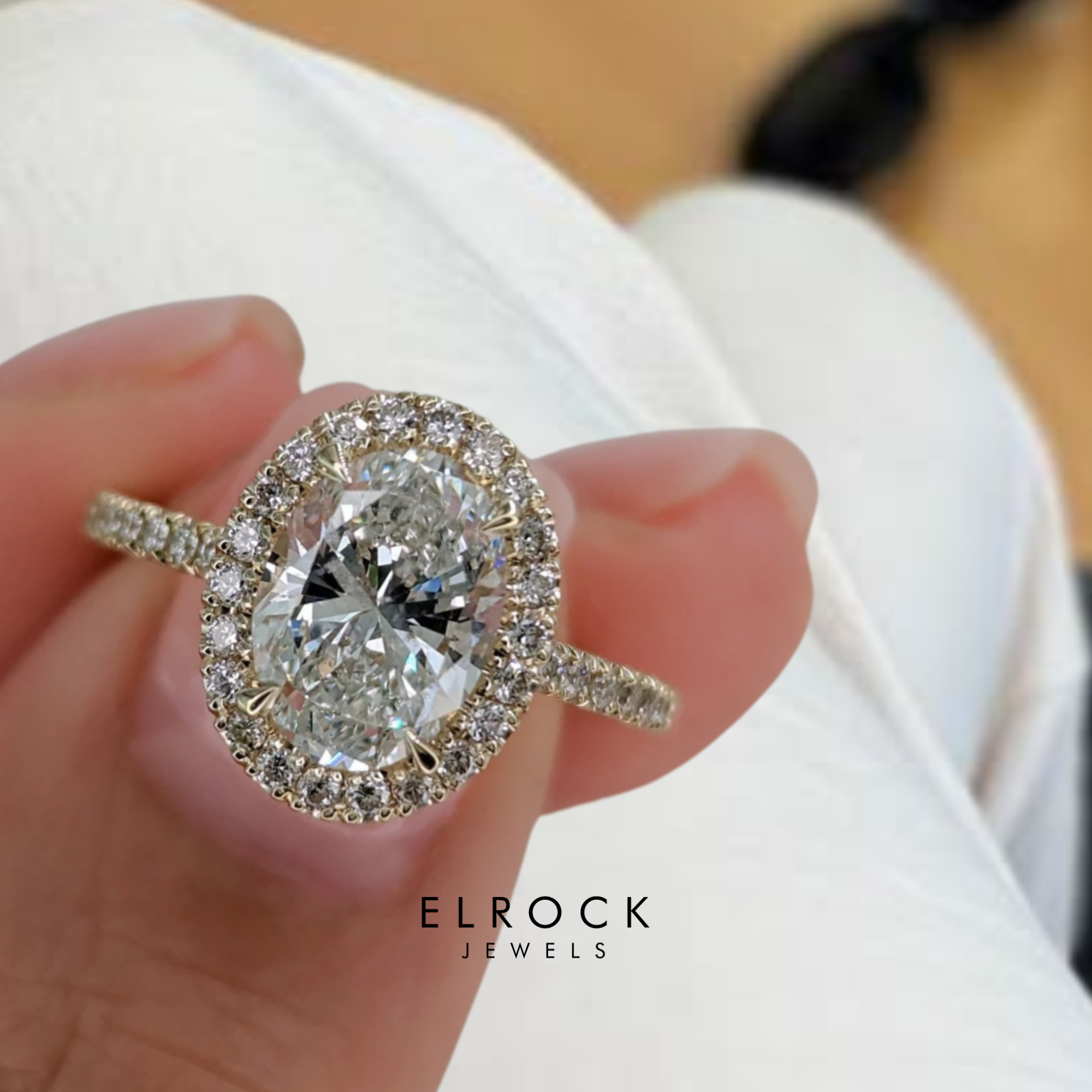 14K Oval Cut Engagement Ring | Lab Grown Diamond Oval Engagement Ring