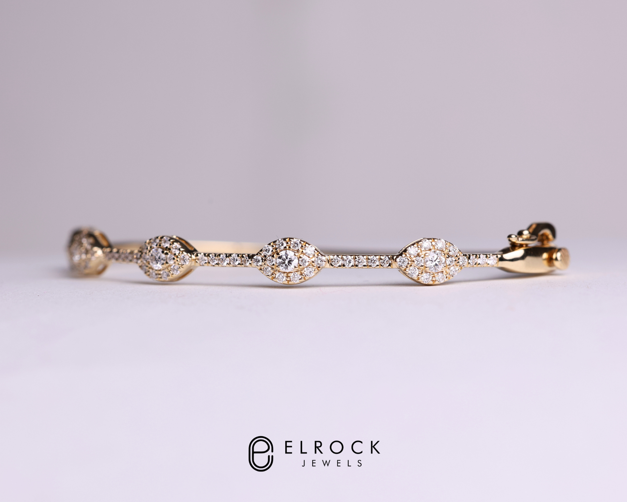 14k Round Diamond Bangle Bracelet