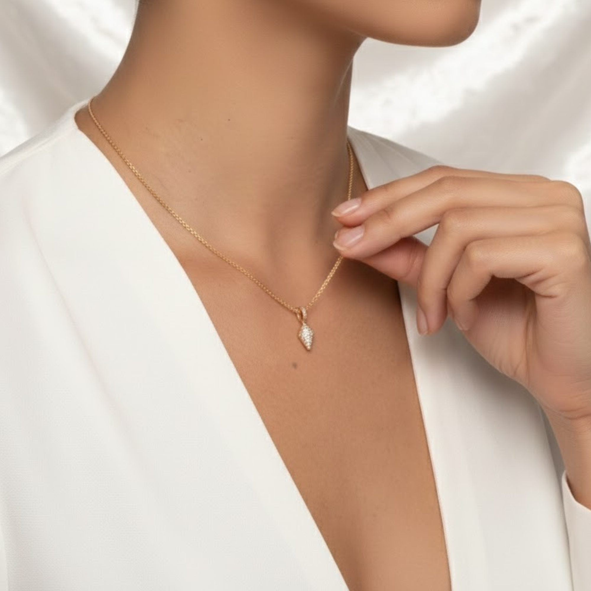 14K Solid Gold Seashell Pendant with Lab Diamond