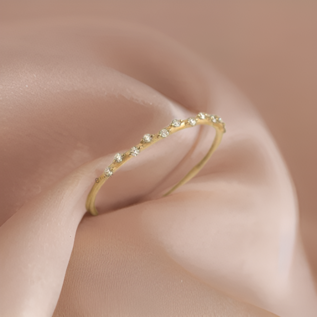 14K Gold Round Lab Grown Diamond Solitaire Engagement Ring