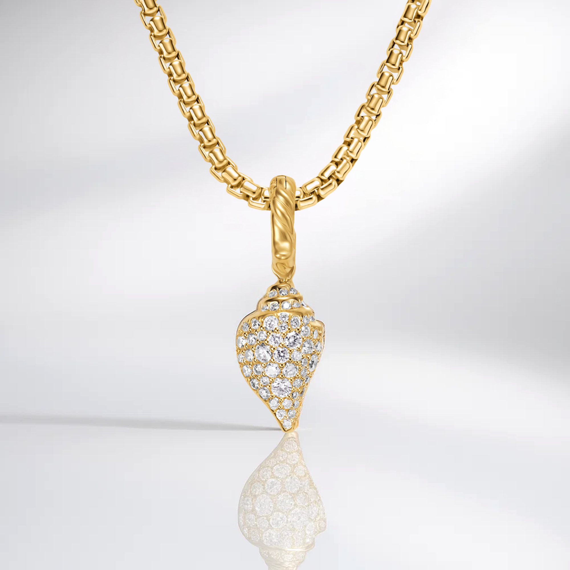 14K Solid Gold Seashell Pendant with Lab Diamond
