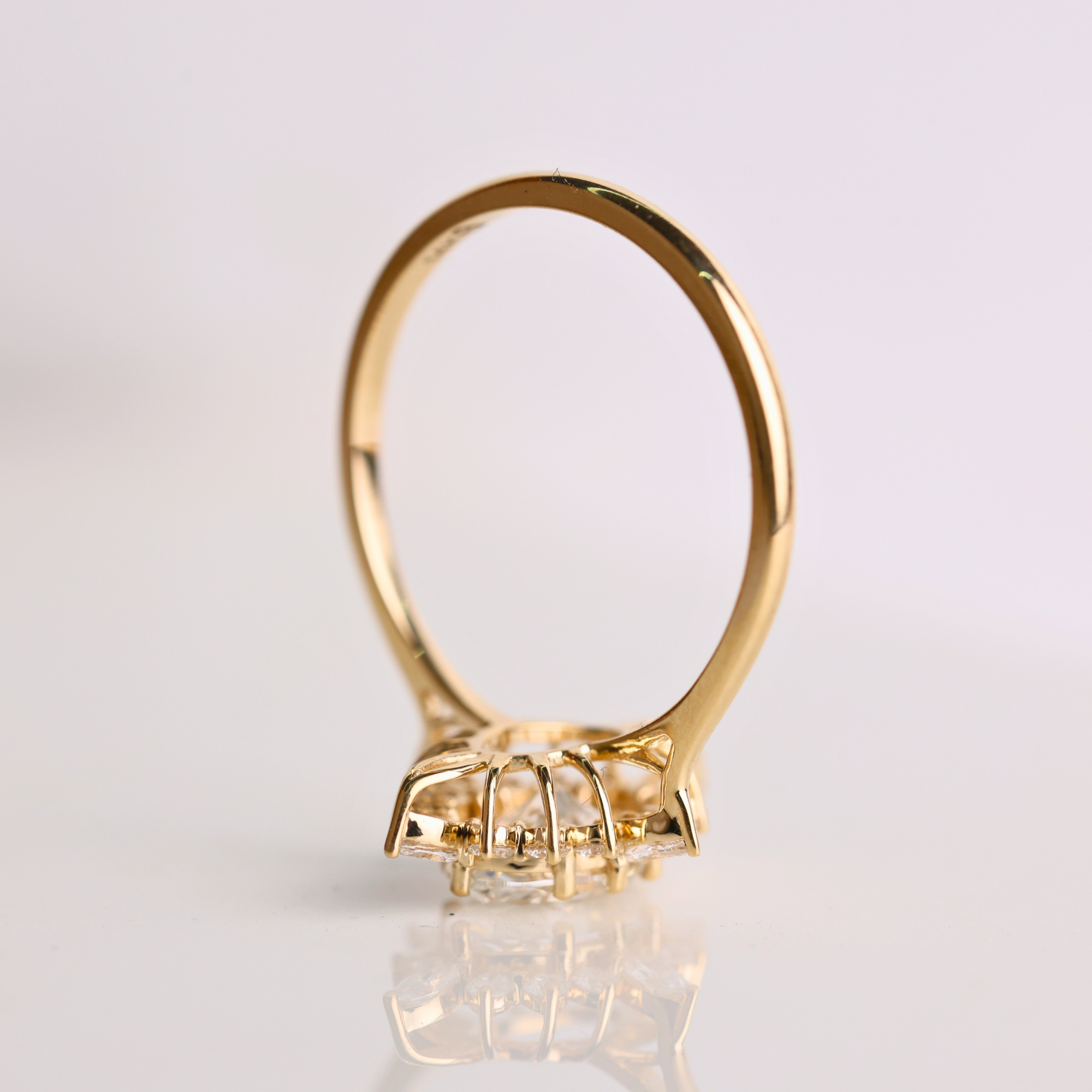 14K Gold Oval Lab Grown Vintage Style 1.23 Ct Lab Grown Ring
