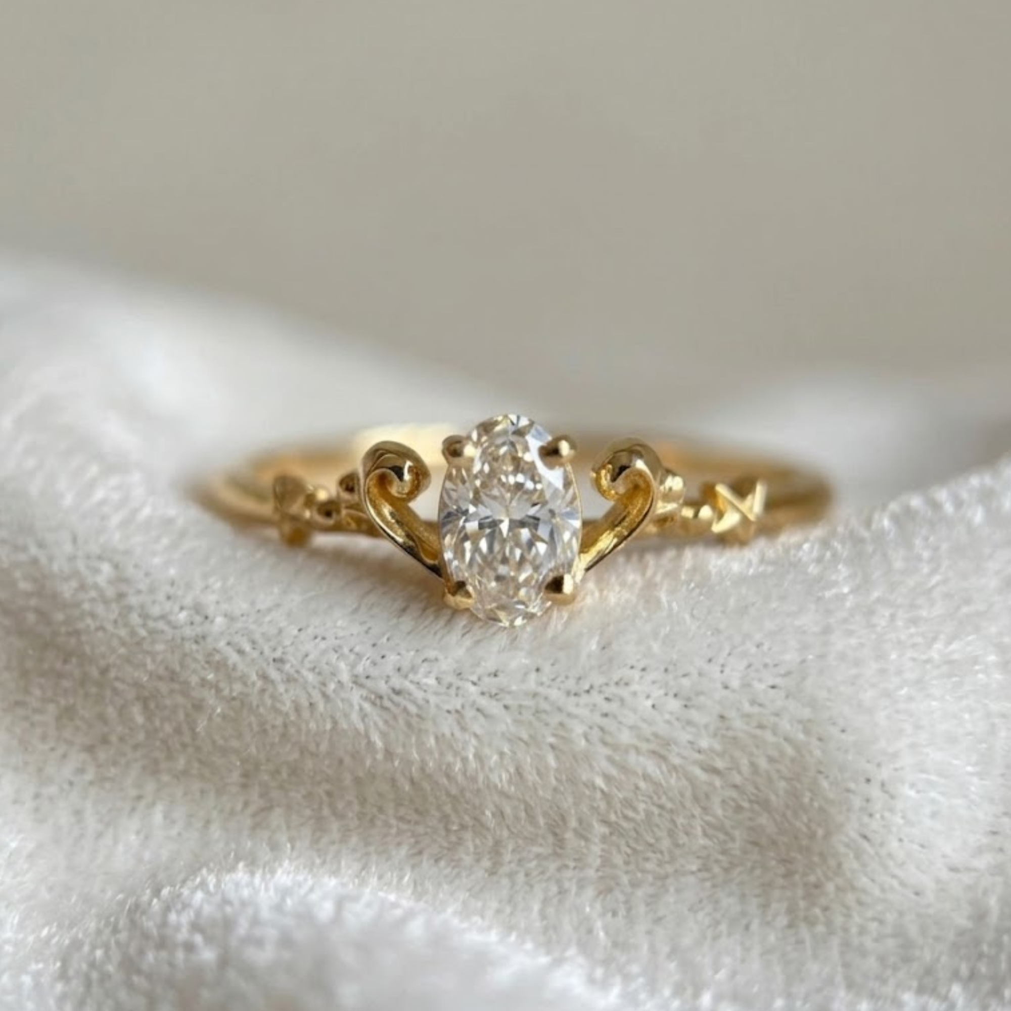 Oval Lab Grown Diamond Ring | 14K 18K Gold Venus Ring