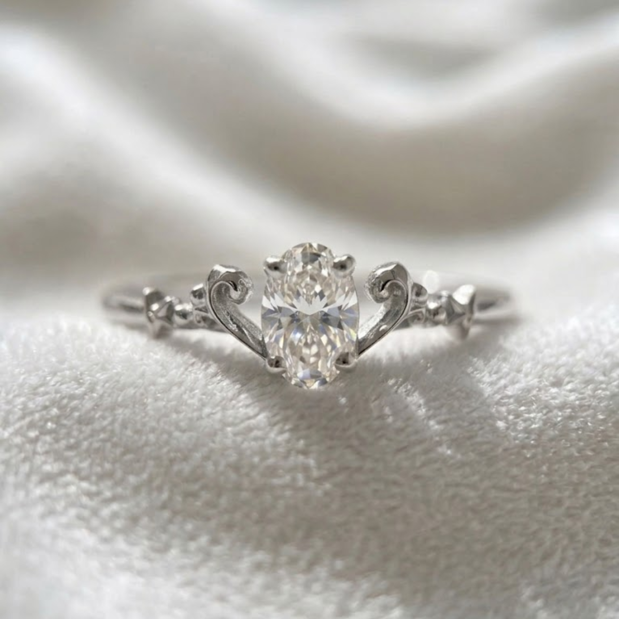 Venus Oval Lab Grown Diamond Ring in 14K or 18K Gold