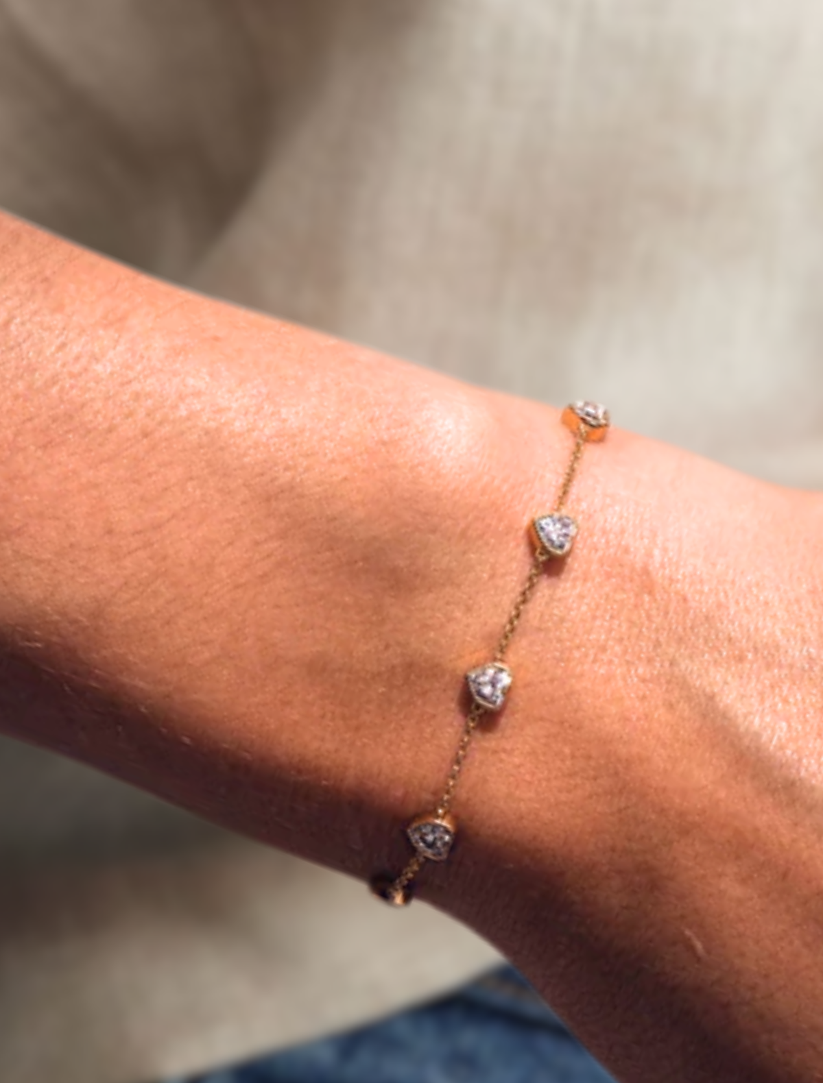 14K Gold Heart Cut Bezel Bracelet Tiny Diamond Bracelet