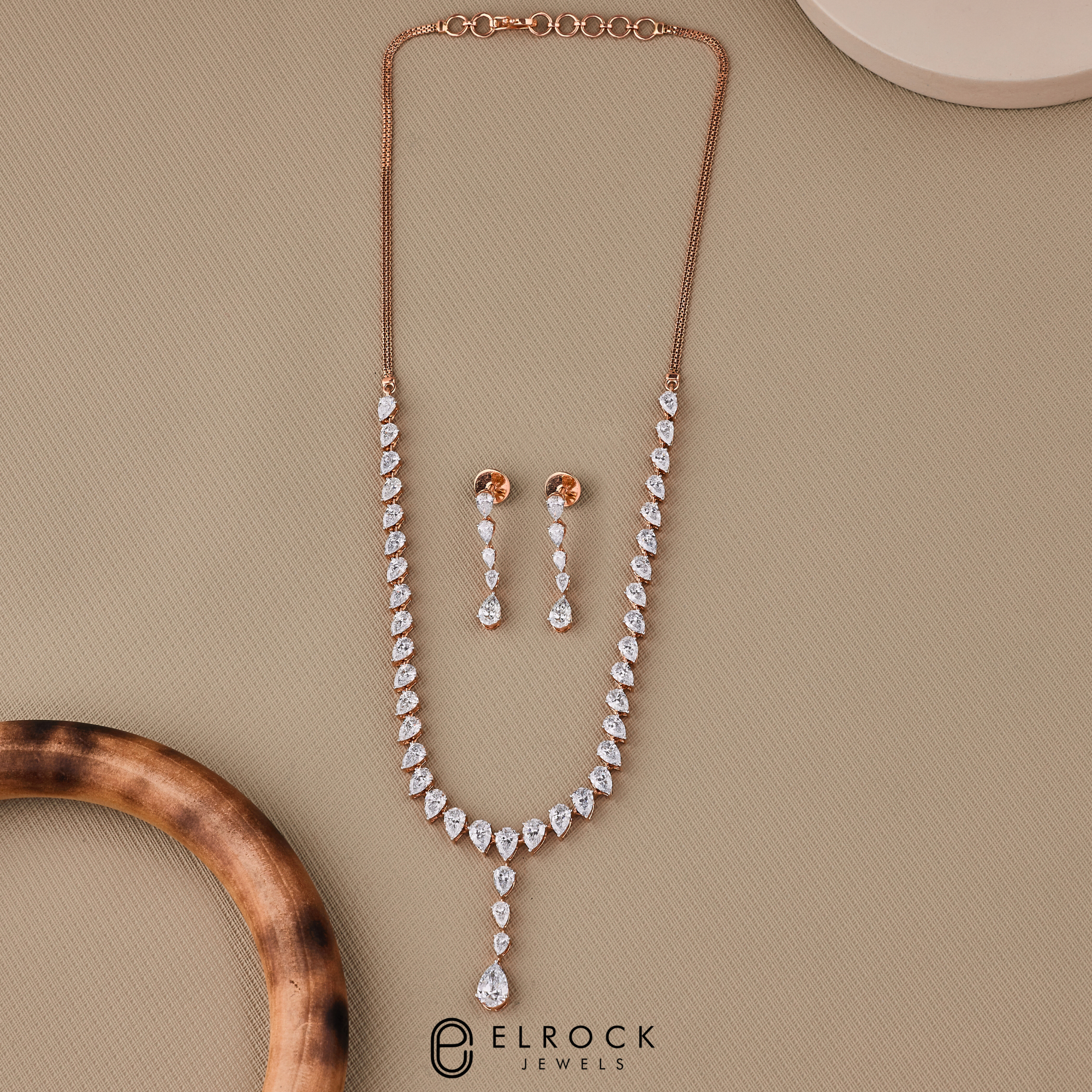 Pear Shape Diamond Necklace