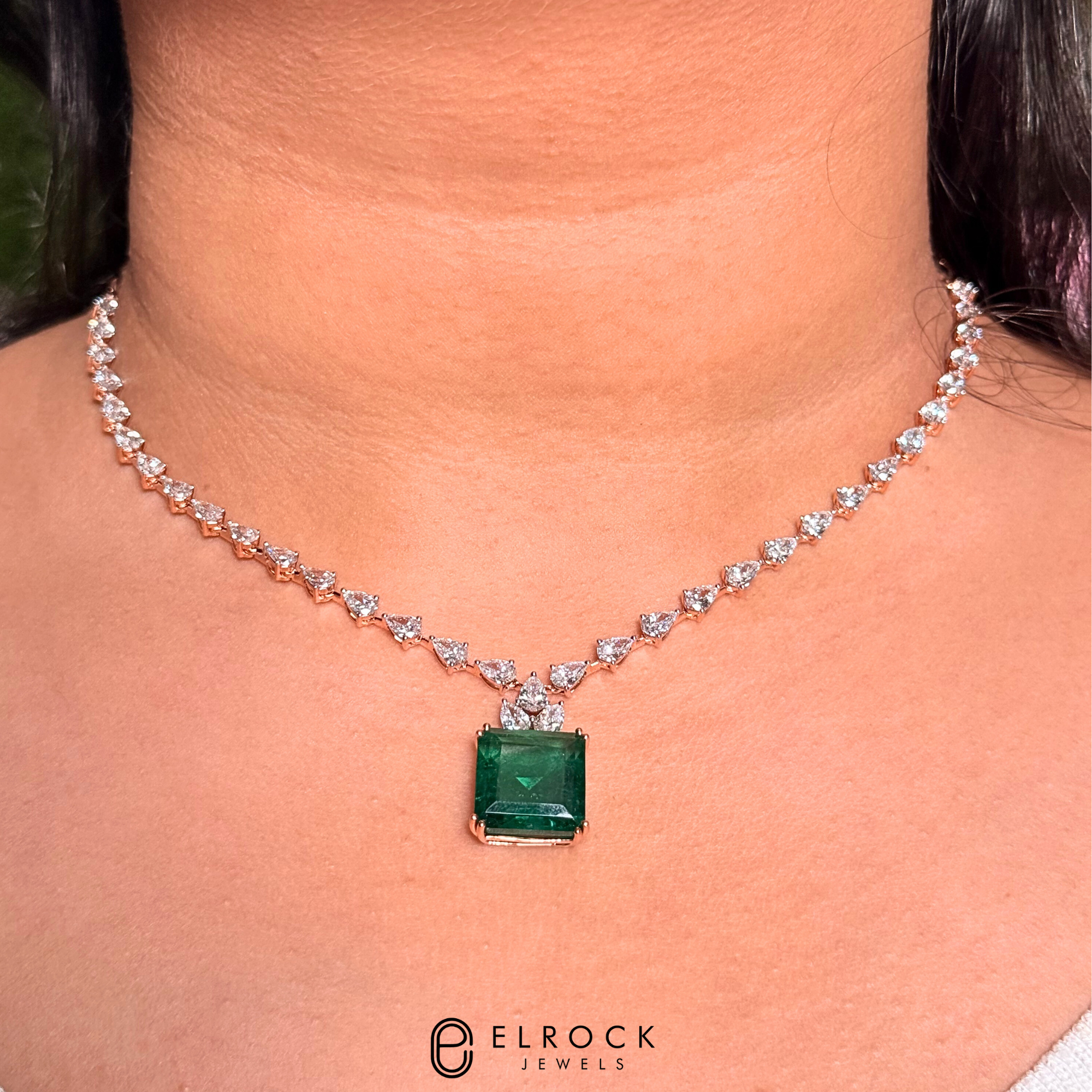 Emerald Necklace And Earrings Set