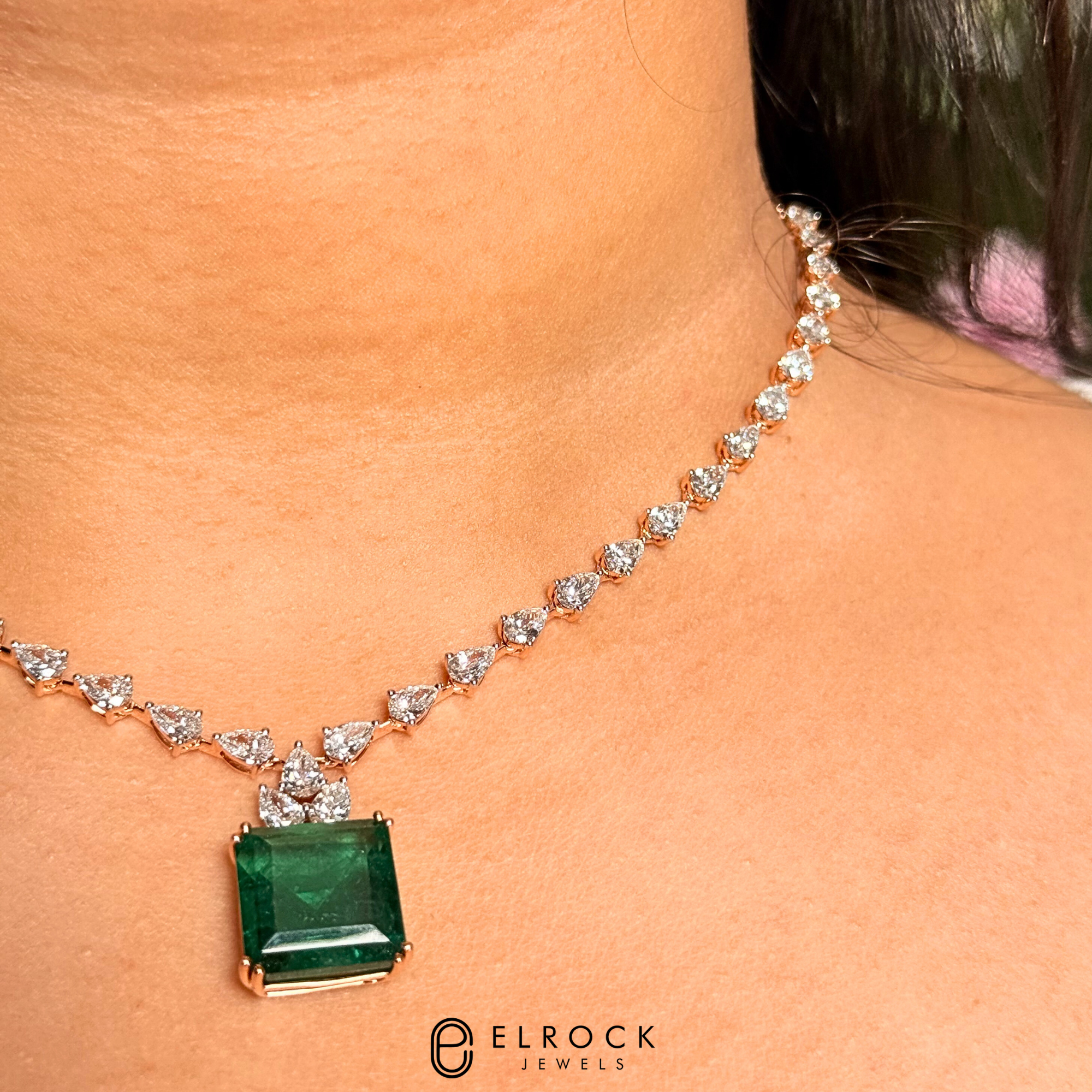 Emerald Necklace And Earrings Set