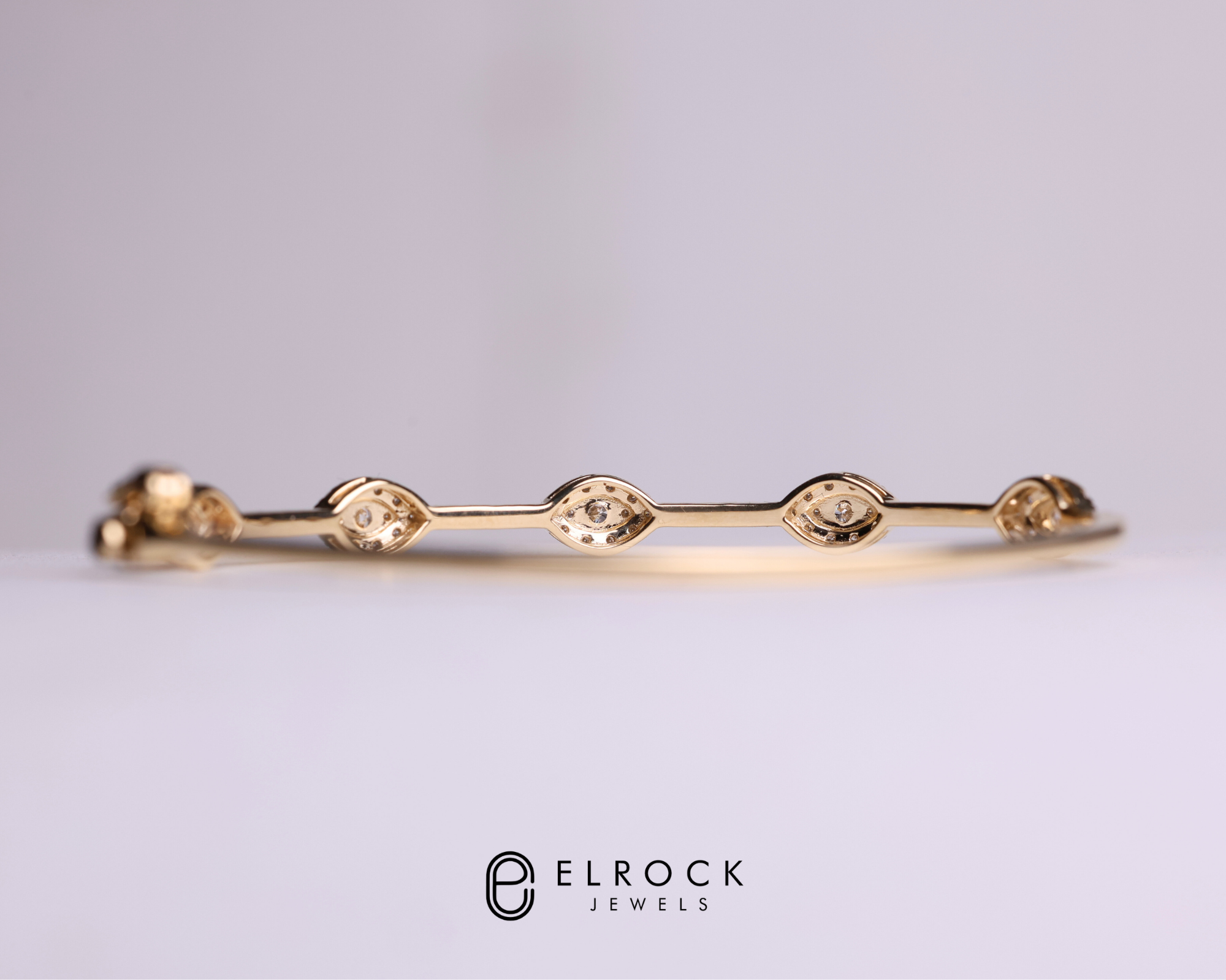 14k Round Diamond Bangle Bracelet