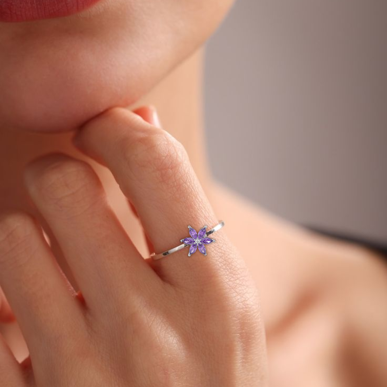 14K Gold Amethyst Flower Minimalist Ring | February Birthstone Ring