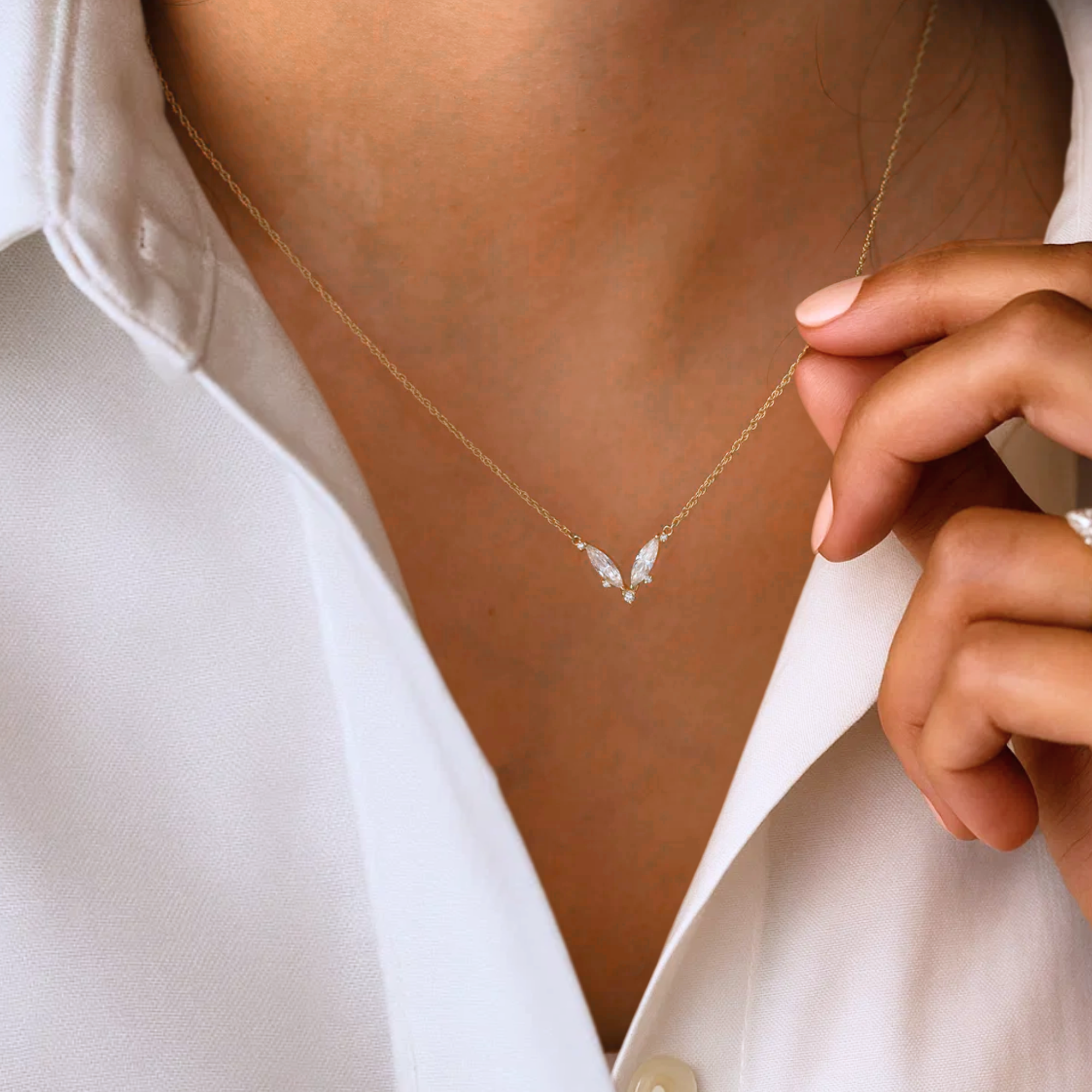 14k Gold V Shape Necklace
