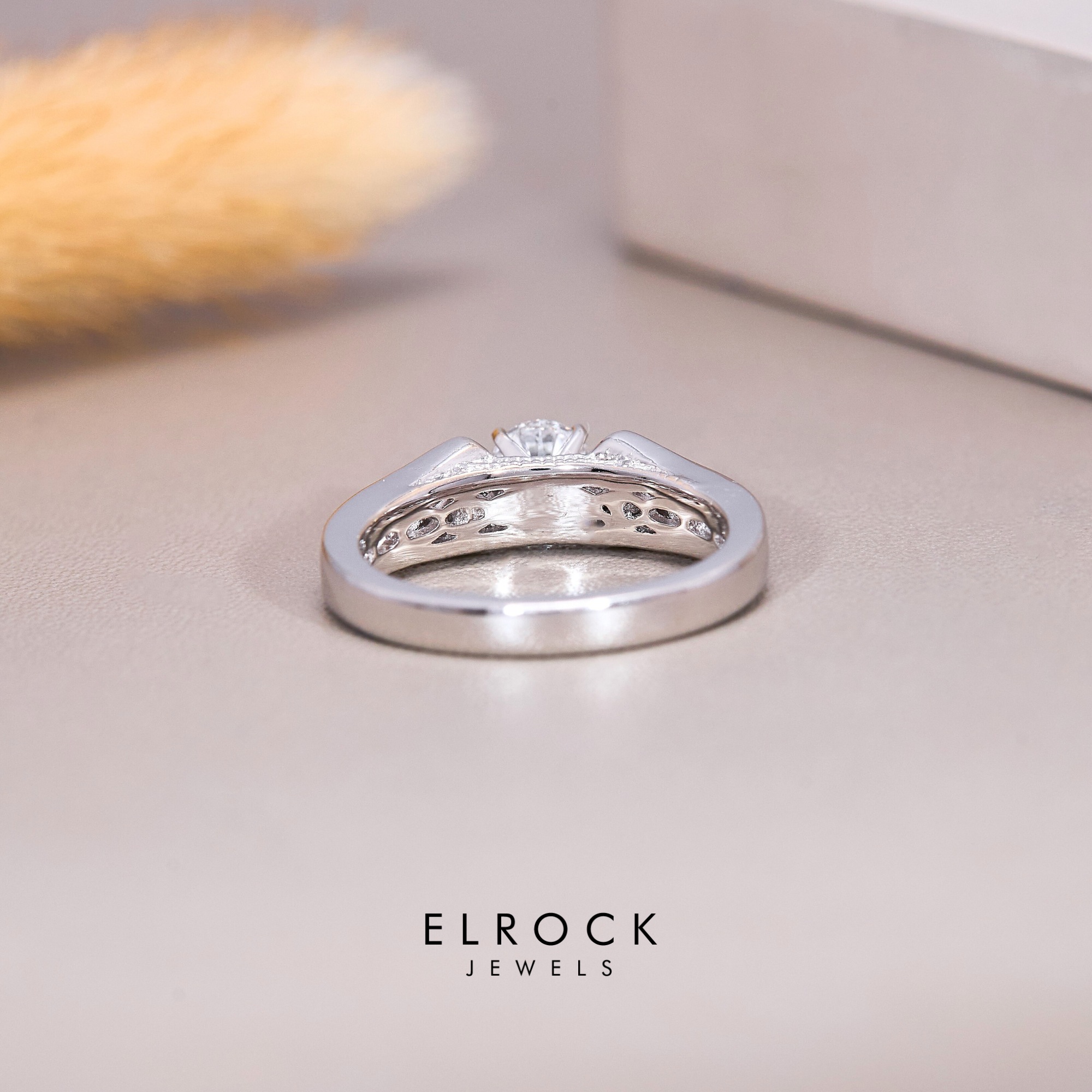 Round Cut Lab Grown Diamond Band