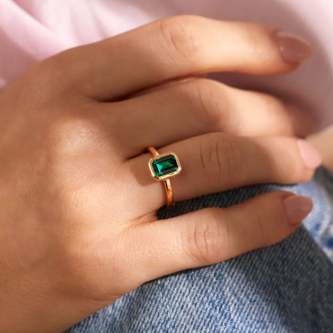 14K solid gold 2 CT Vintage Emerald Engagement Ring