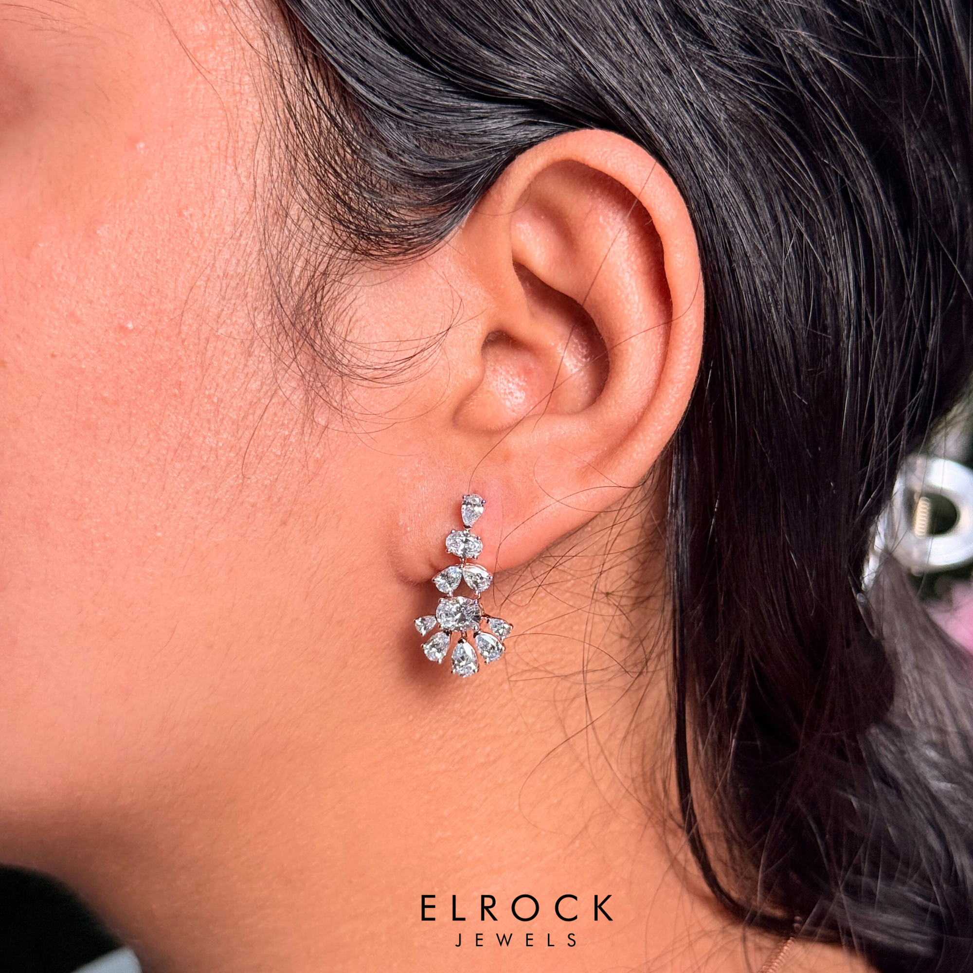 Oval & Pear Cut Diamond Necklace