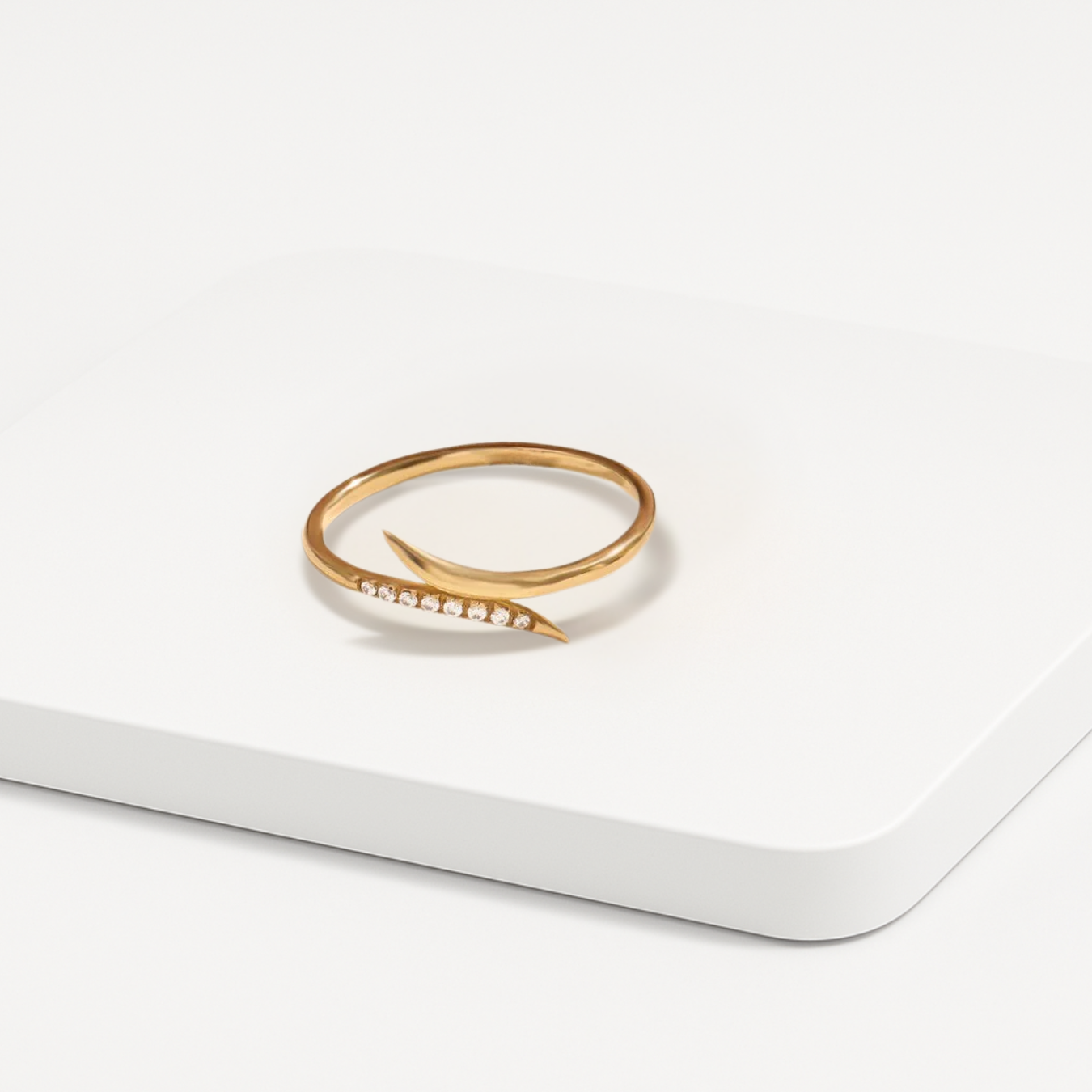 14K Tiny Round Lab Grown Diamond Wave Ring