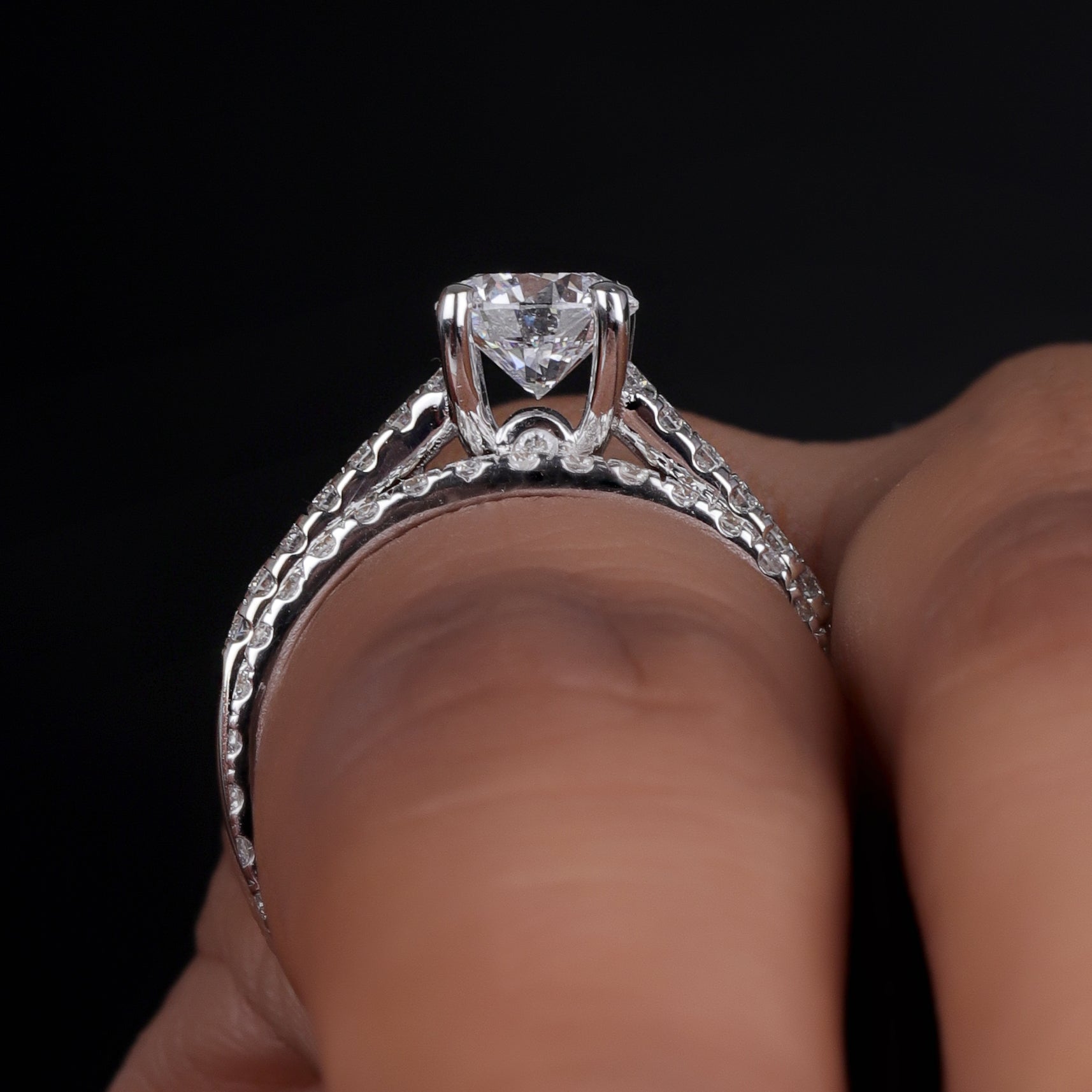 14K Gold Round Lab Grown Diamond Ring