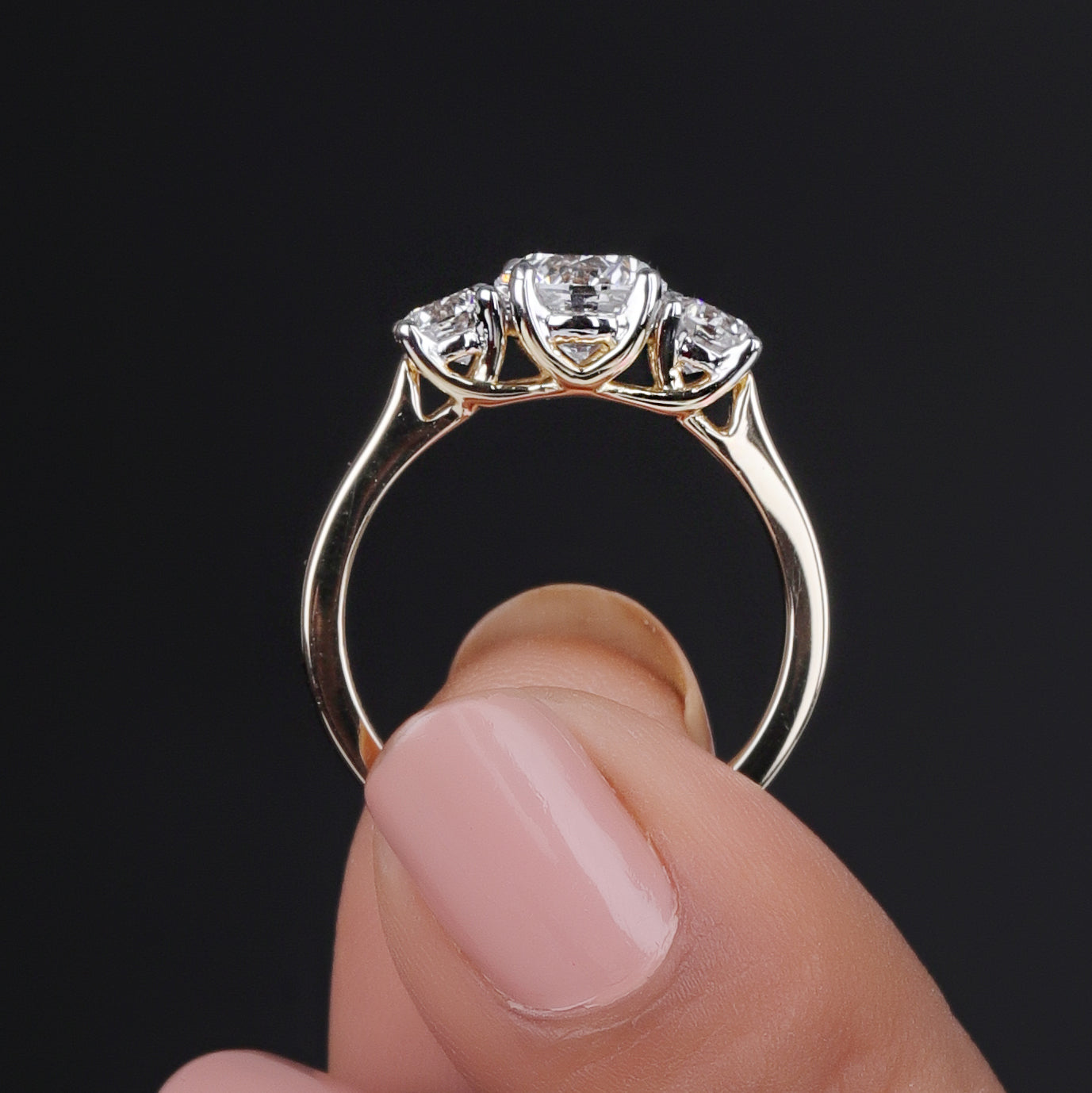 14K Gold 2.25 CT Colorless Round Cut Stone Engagement Ring