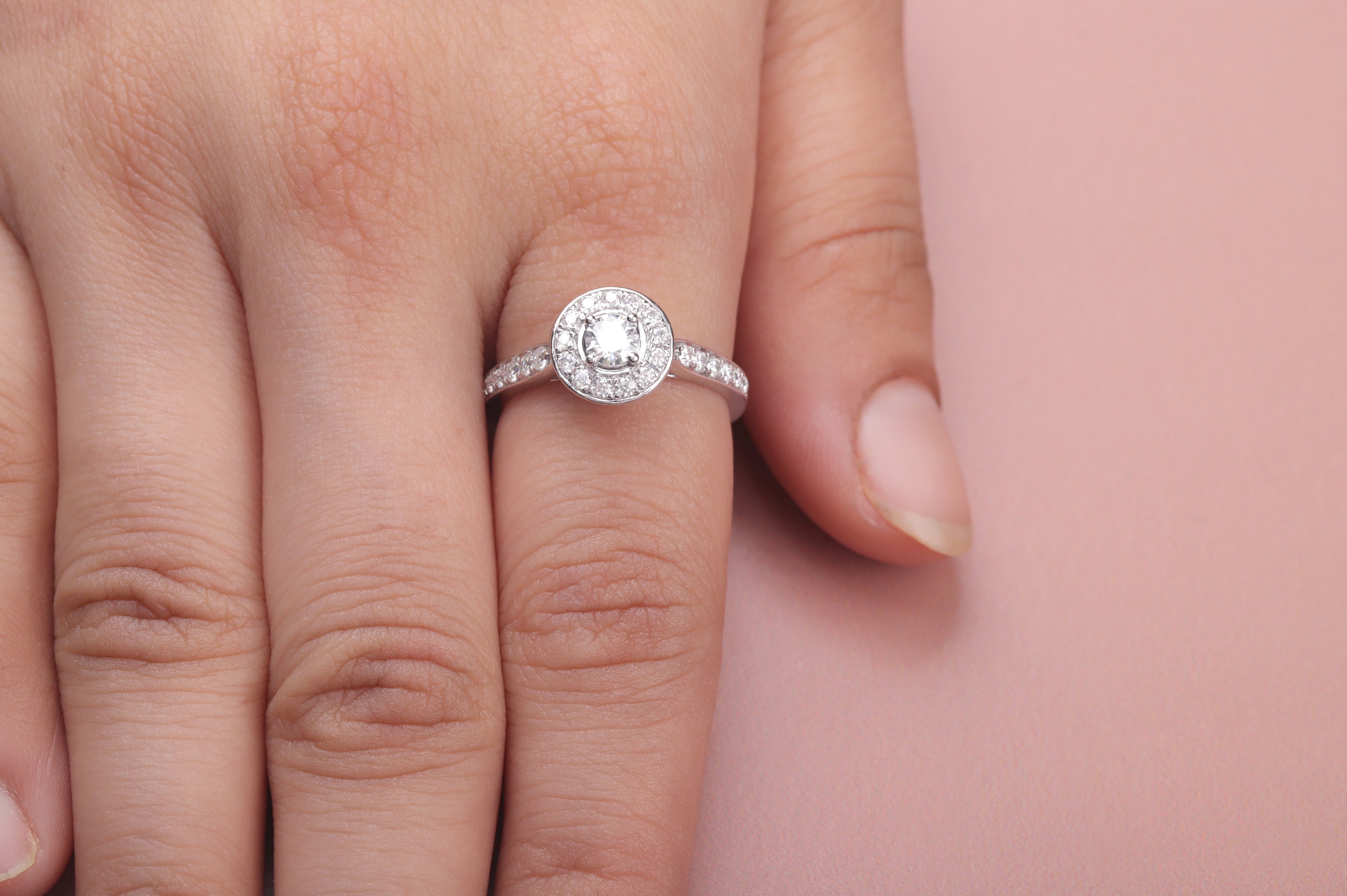 14K Gold Round Cut Lab Grown Diamond Engagement Ring