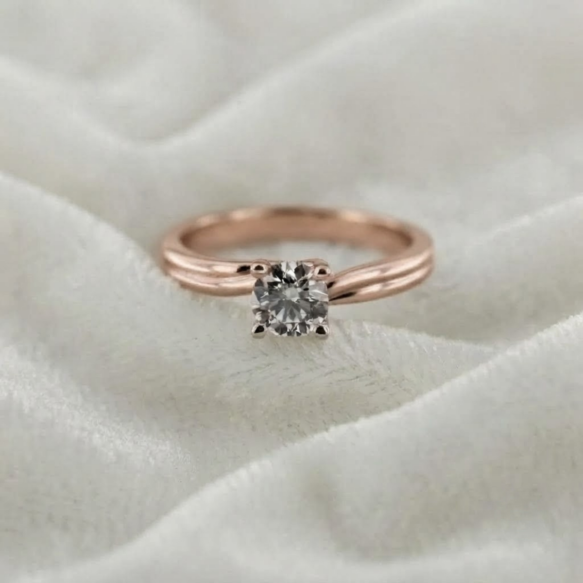 Round Diamond Solitaire Engagement Ring