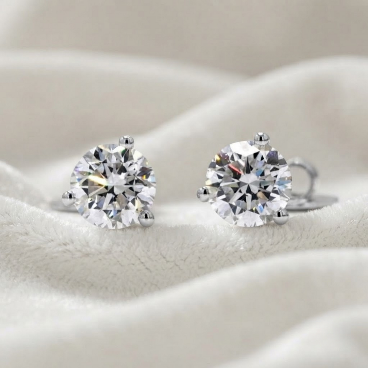 Round Lab Grown Diamond Stud Earrings