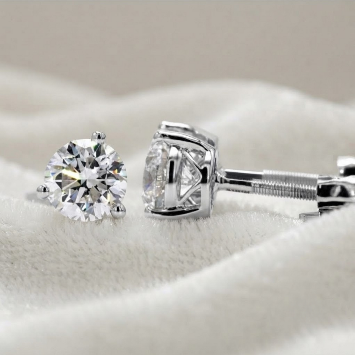 Round Lab Grown Diamond Stud Earrings