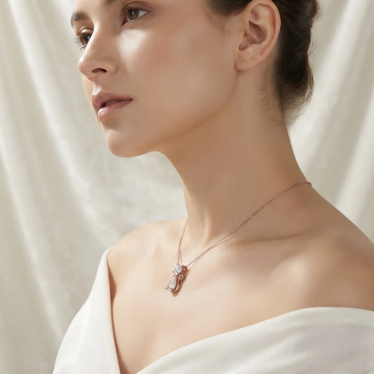 Cat Pendant Necklace