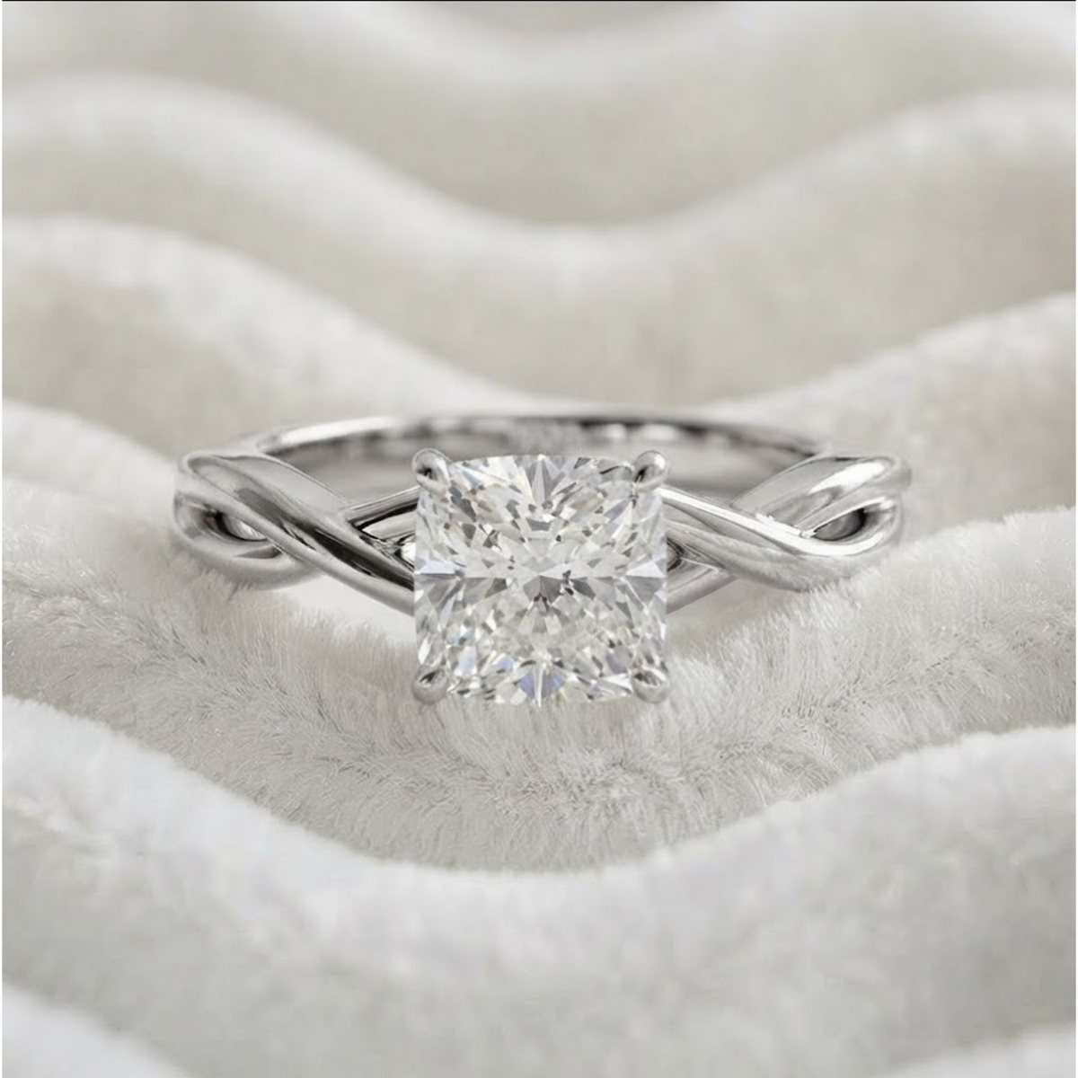 Infinity Crossover Art Deco Twist Band Ring