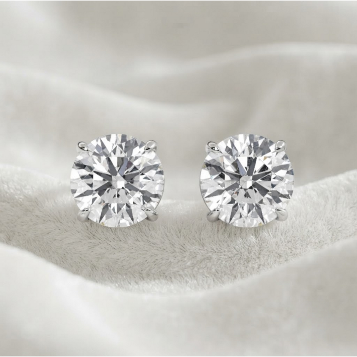 Round IDEAL Cut Lab Grown Diamond Stud Earrings
