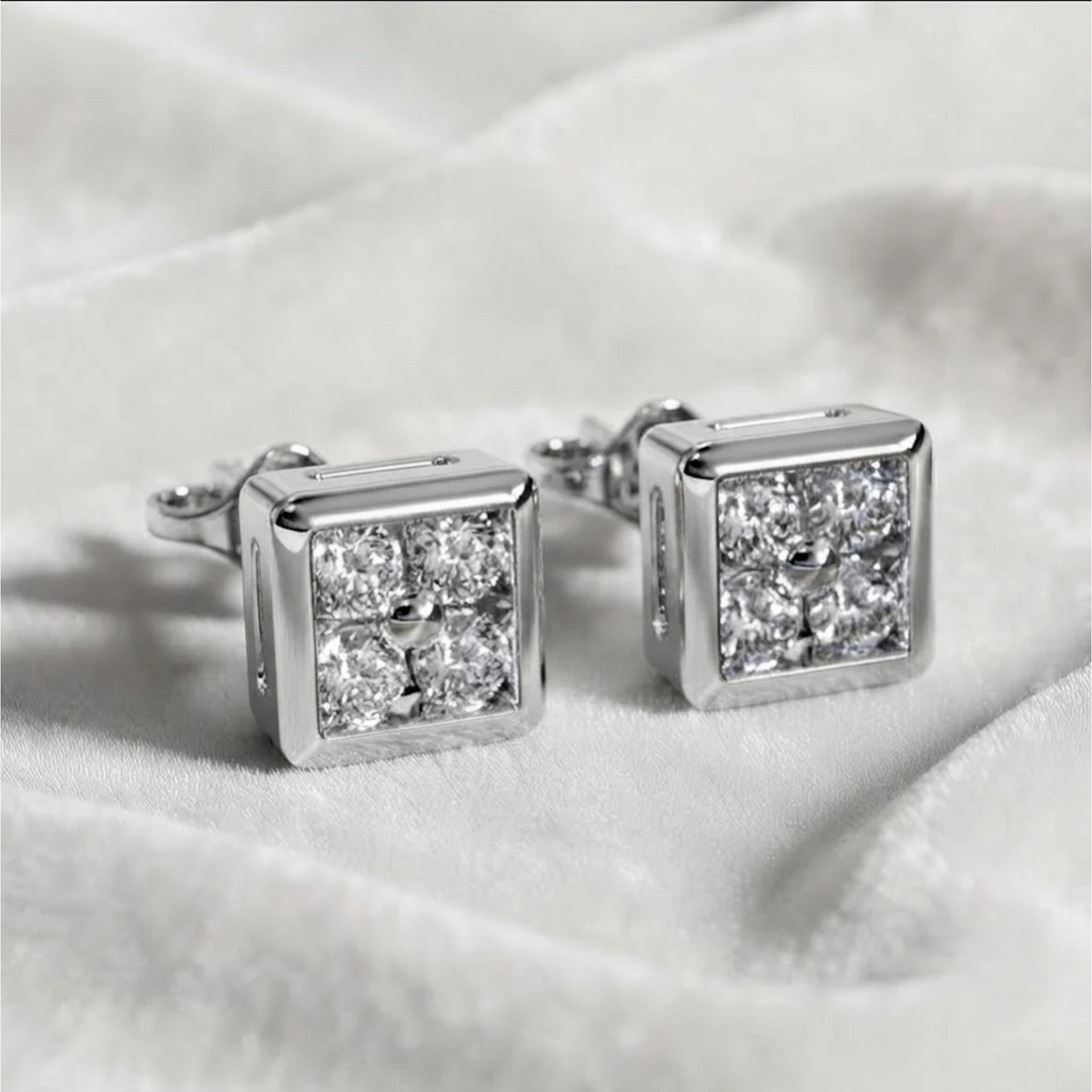 Round Shape Lab Grown Diamond Square Shape 4 Round Earring