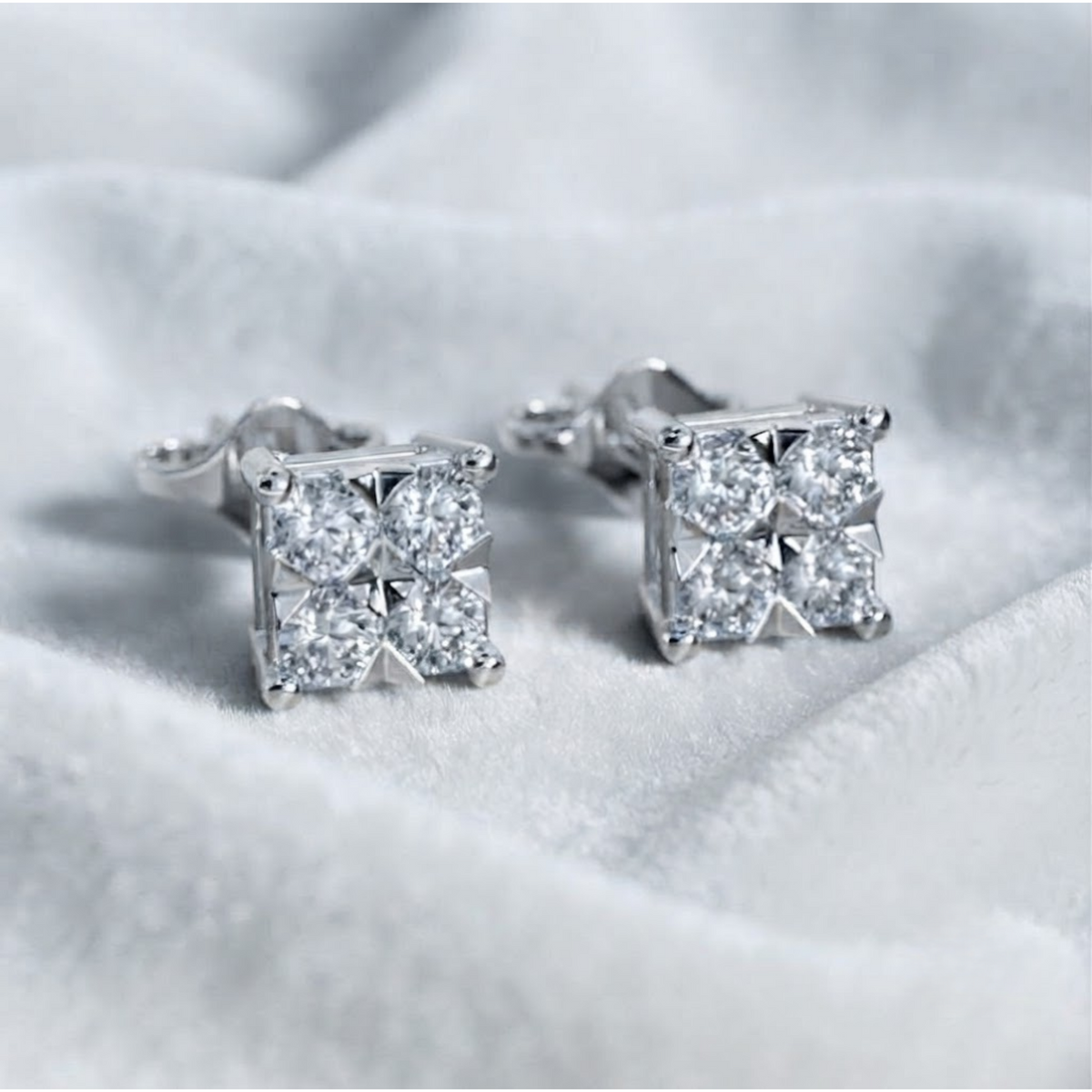 Gold Square Diamond Studs Earring