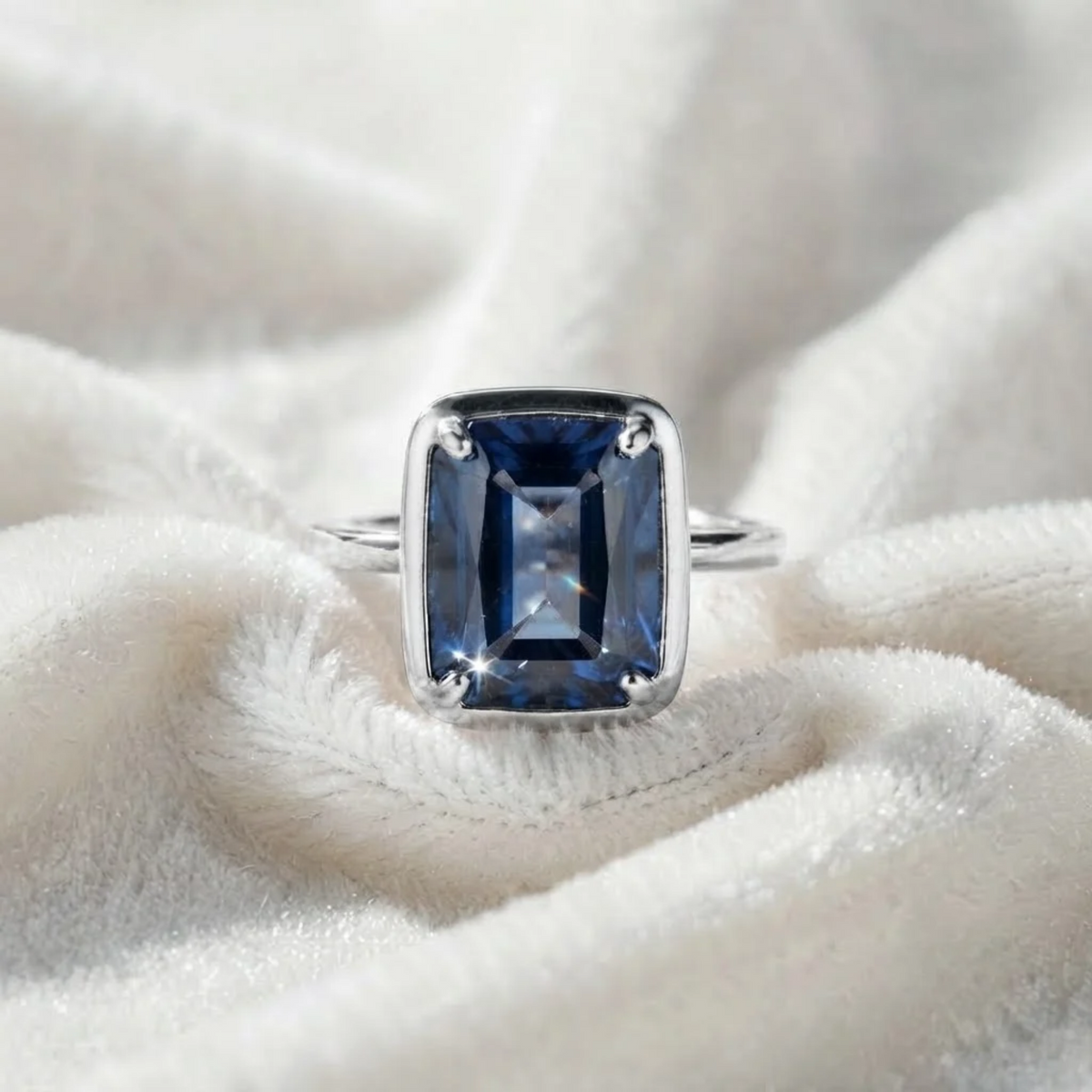Vintage Blue Sapphire Ring