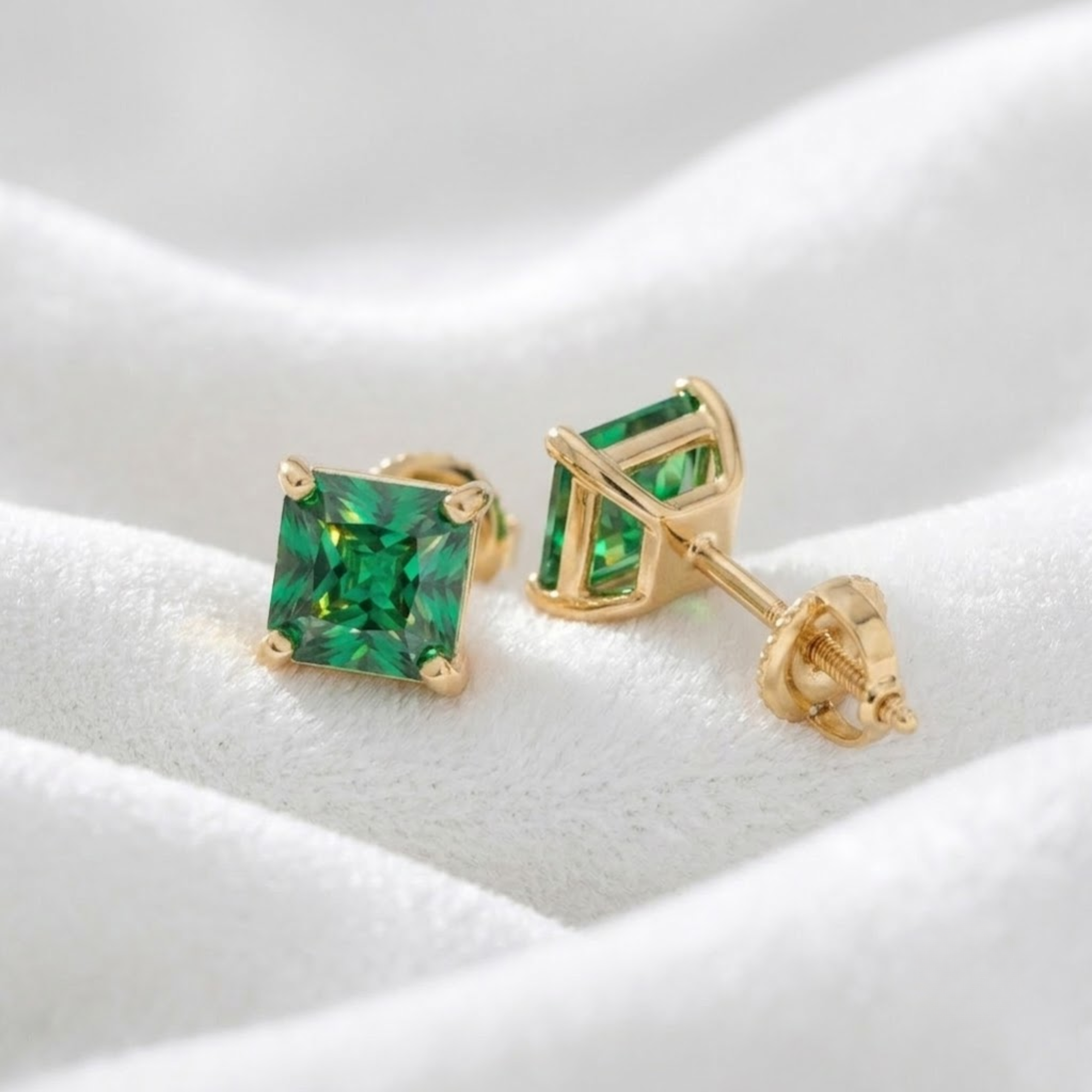 14K Smaragd-Ohrstecker mit quadratischem Schliff, 14K Massivgold, Geburtsstein Mai