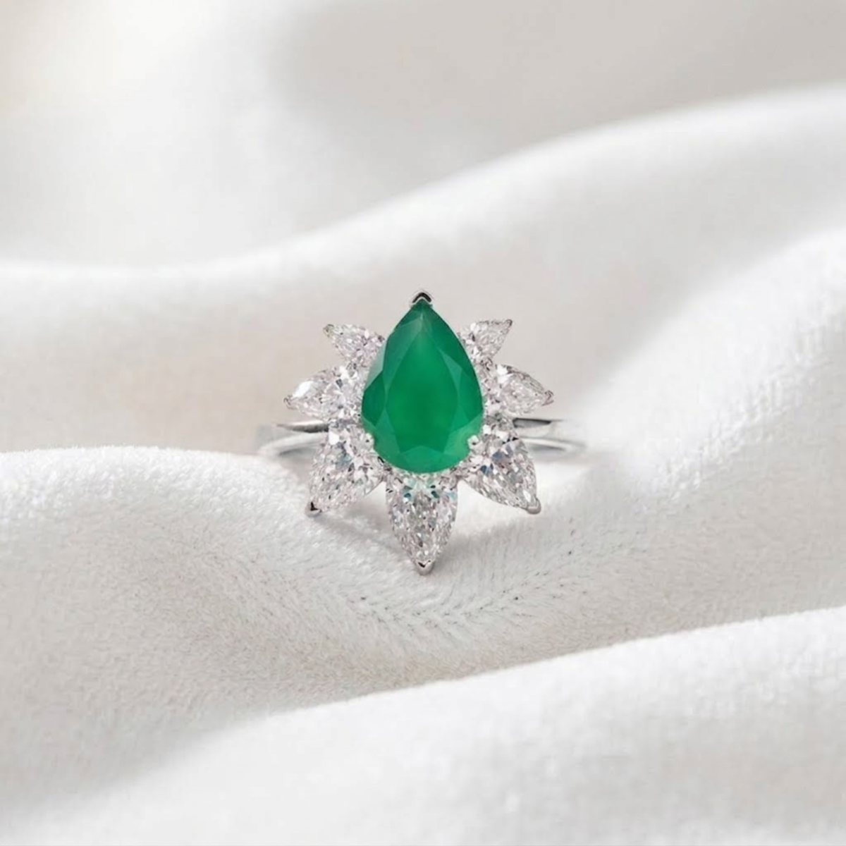 Pear cut Diamond Engagement Ring
