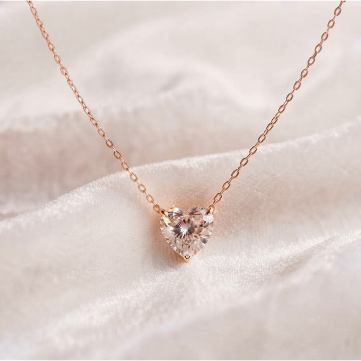 14 Karat Gold Herz Diamant-Halskette