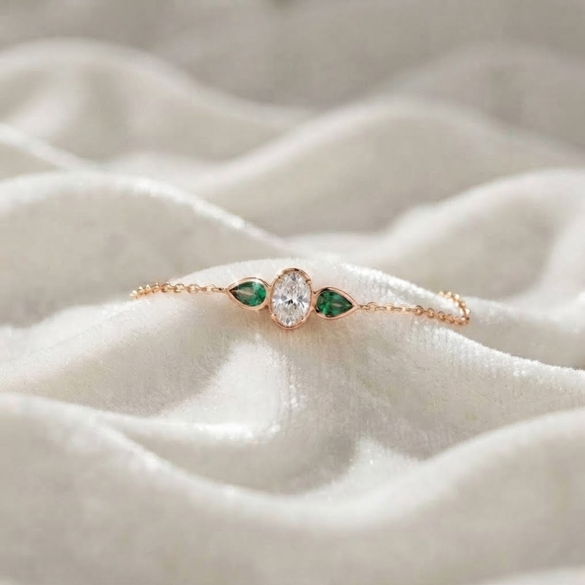 Lab Grown Diamond and Emerald Bracelet