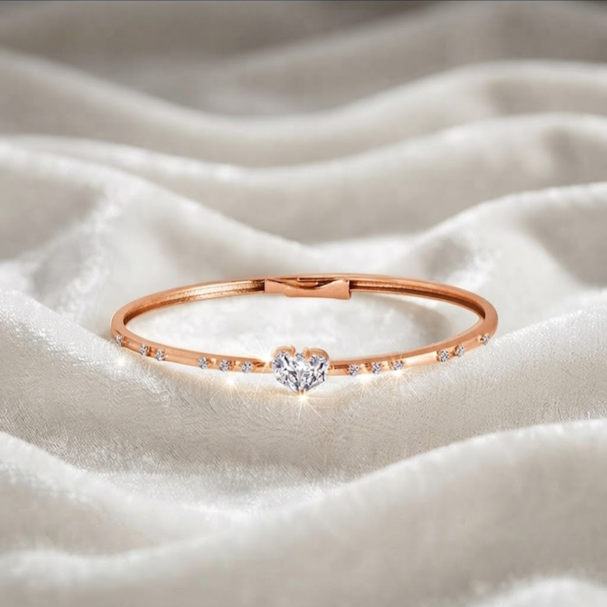 Diamond Bangle Heart Shape Solitaire Bracelet