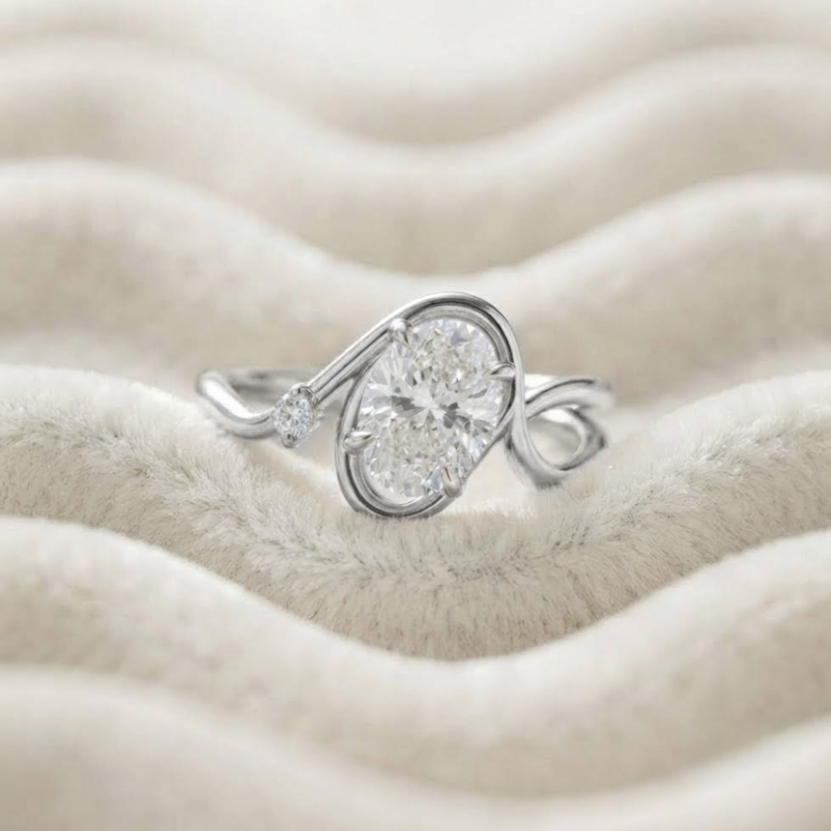 Oval Cut Engagement Ring