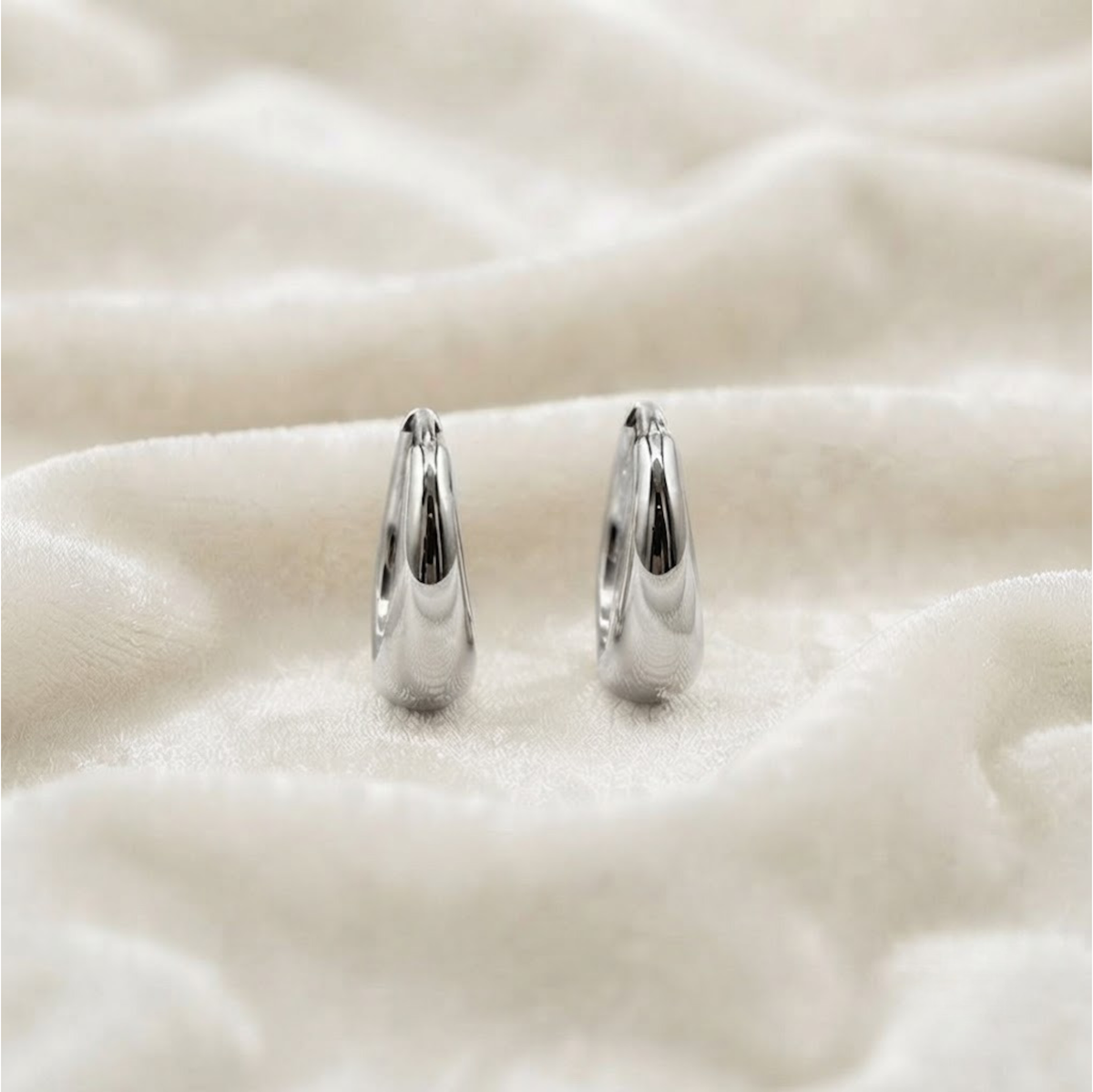 Hoops Teardrop Hoop Tapered Earrings