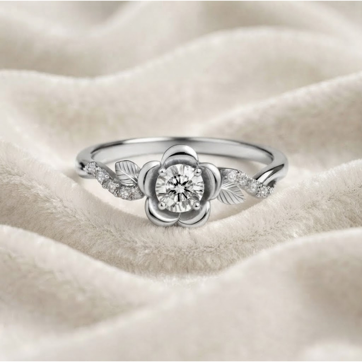 Verlobungsring aus 14K Gold mit im Labor gezüchtetem Diamant in Blumenform