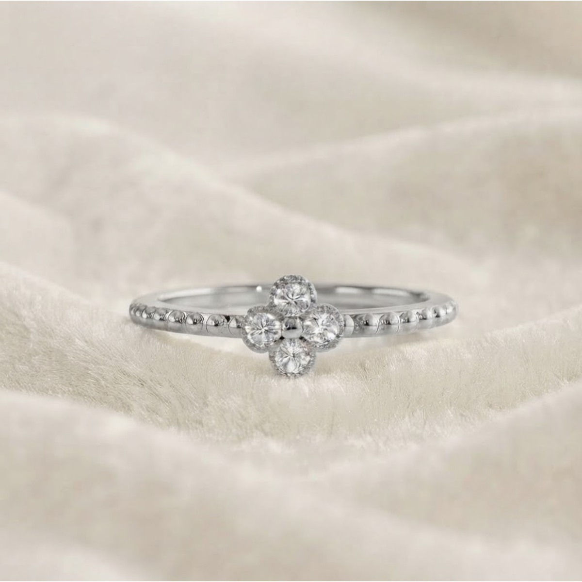 Lab Grown Diamond Clover Promise Ring