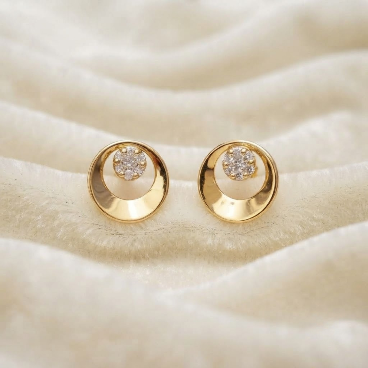 Round Diamond Circle Stud Earrings