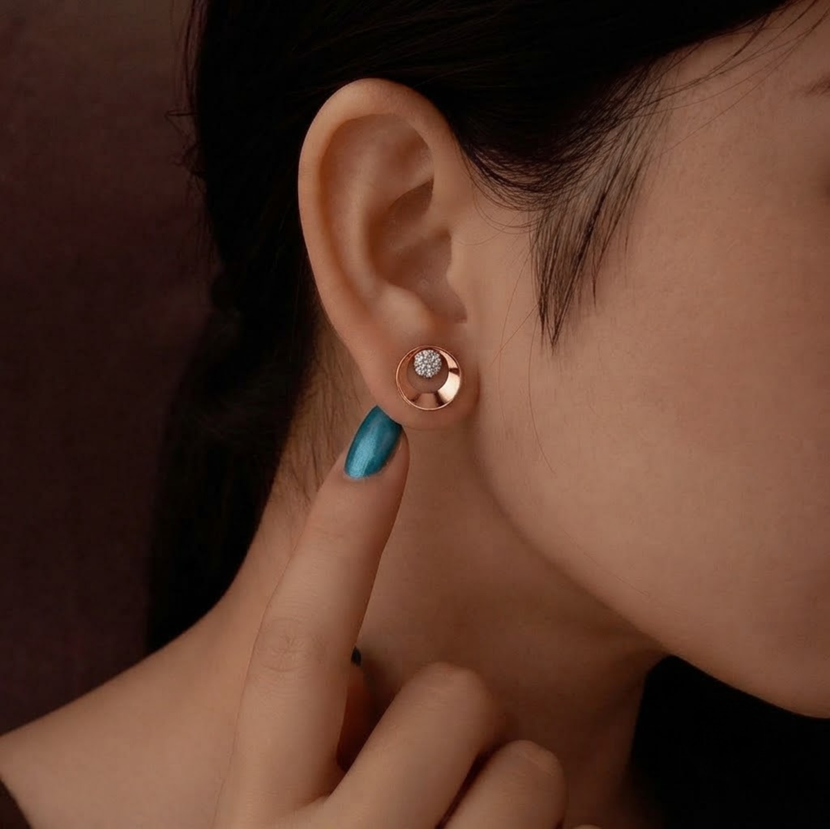 Round Diamond Circle Stud Earrings
