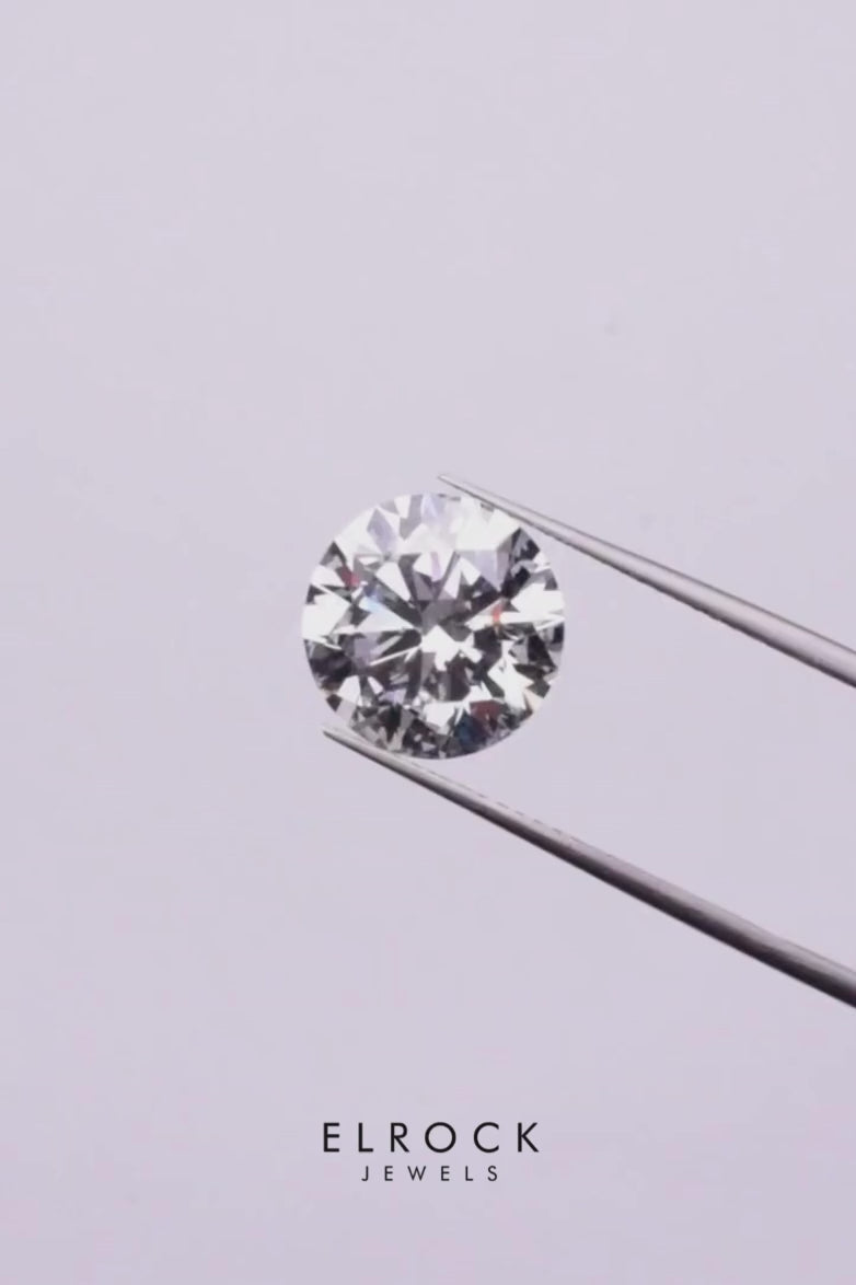 Genuine 4 Ct Round Lab Grown Diamond - 10.30 mm - Eco-friendly - IGI Certified